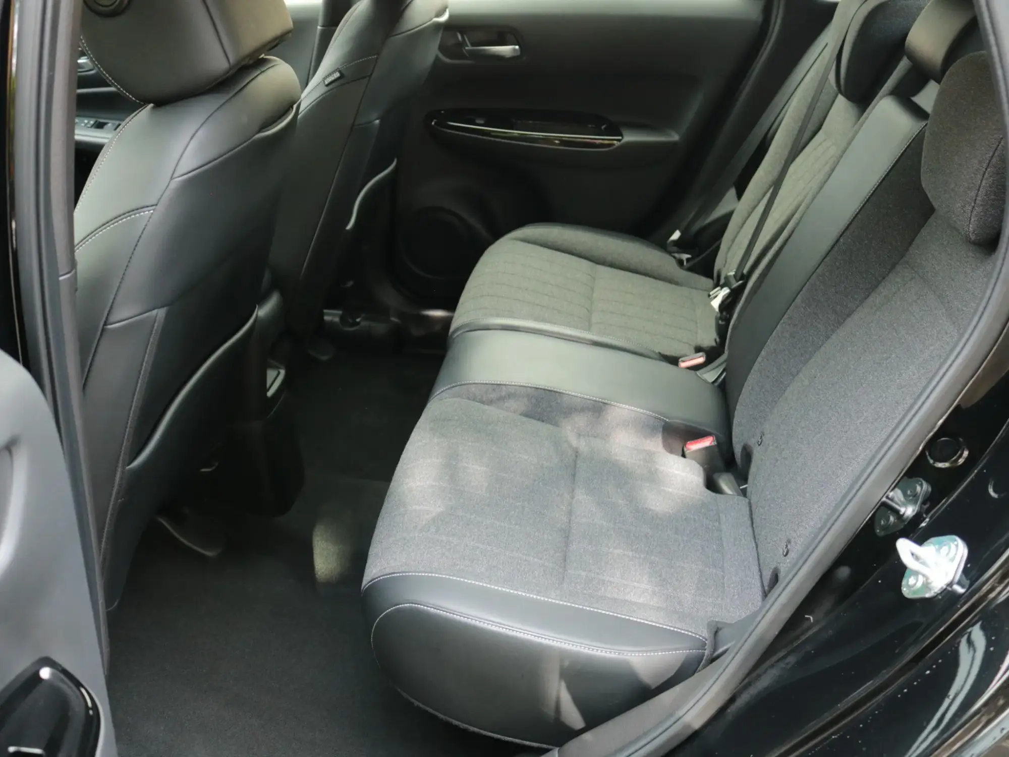 Honda Jazz Hybrid Image 24 Honda Jazz Hybrid Image 24