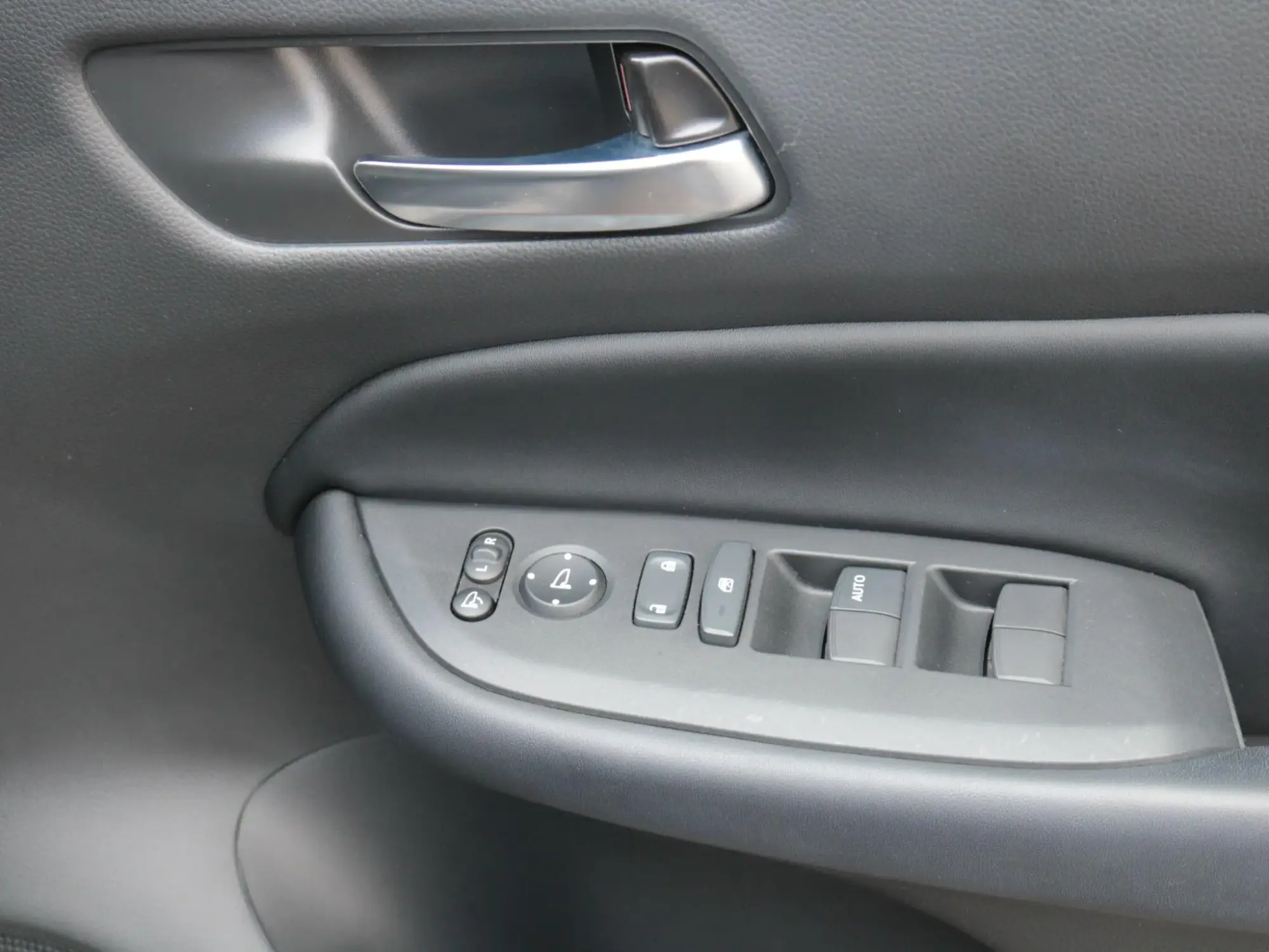 Honda Jazz Hybrid Image 26 Honda Jazz Hybrid Image 26