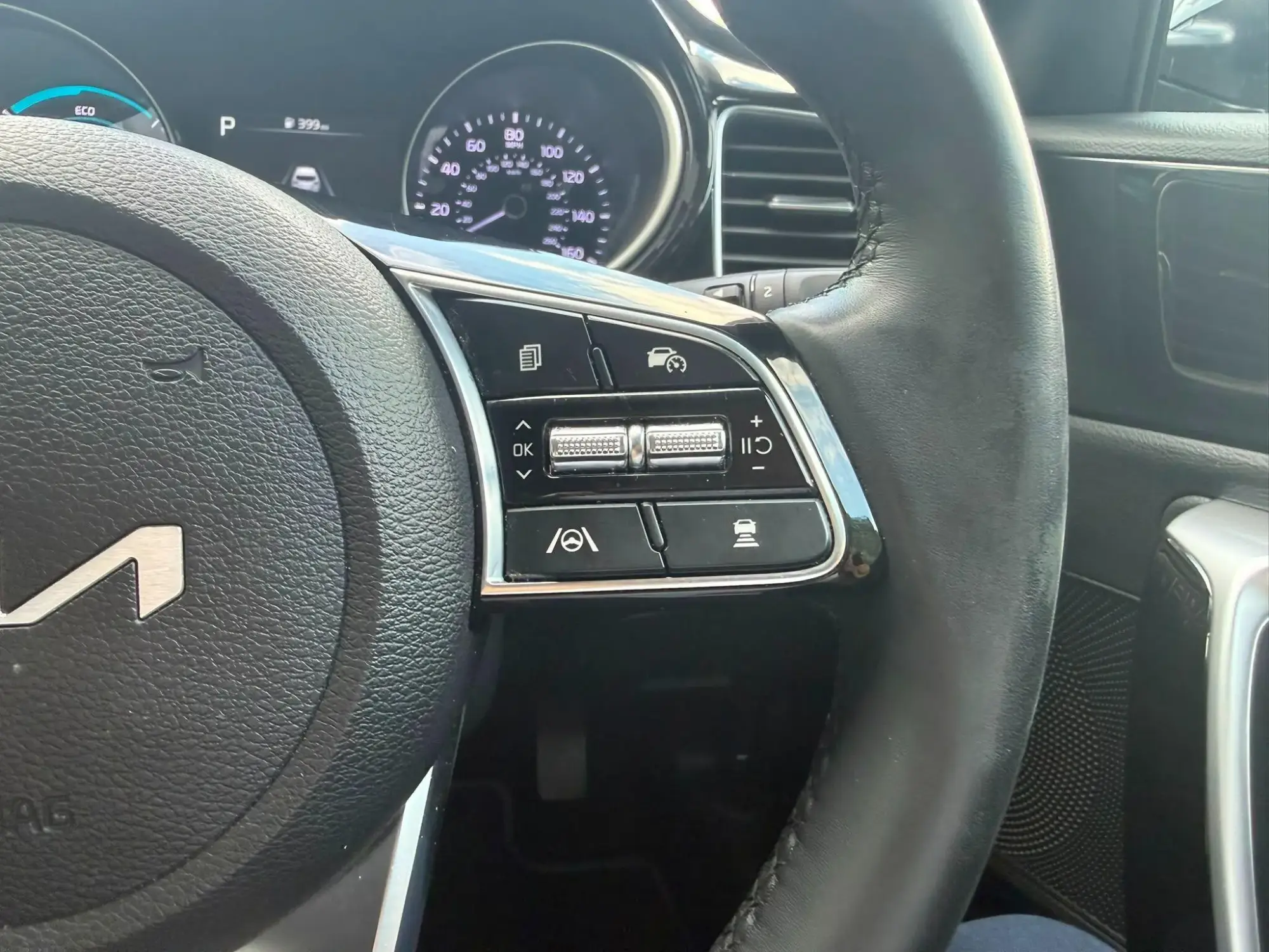 Kia XCeed Plug-In Hybrid Image 18 Kia XCeed Plug-In Hybrid Image 18