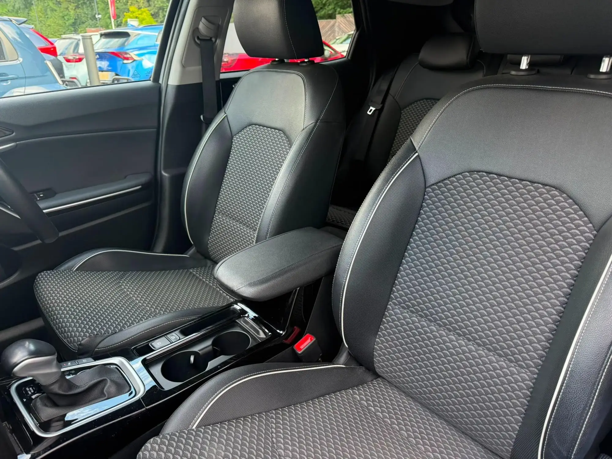 Kia XCeed Plug-In Hybrid Image 33 Kia XCeed Plug-In Hybrid Image 33