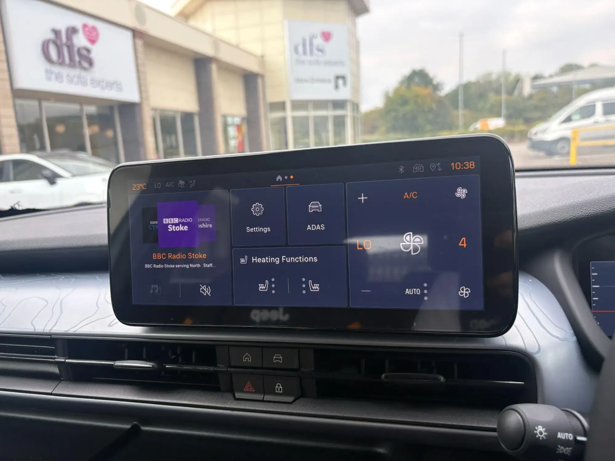 Jeep Avenger e-Hybrid Image 24