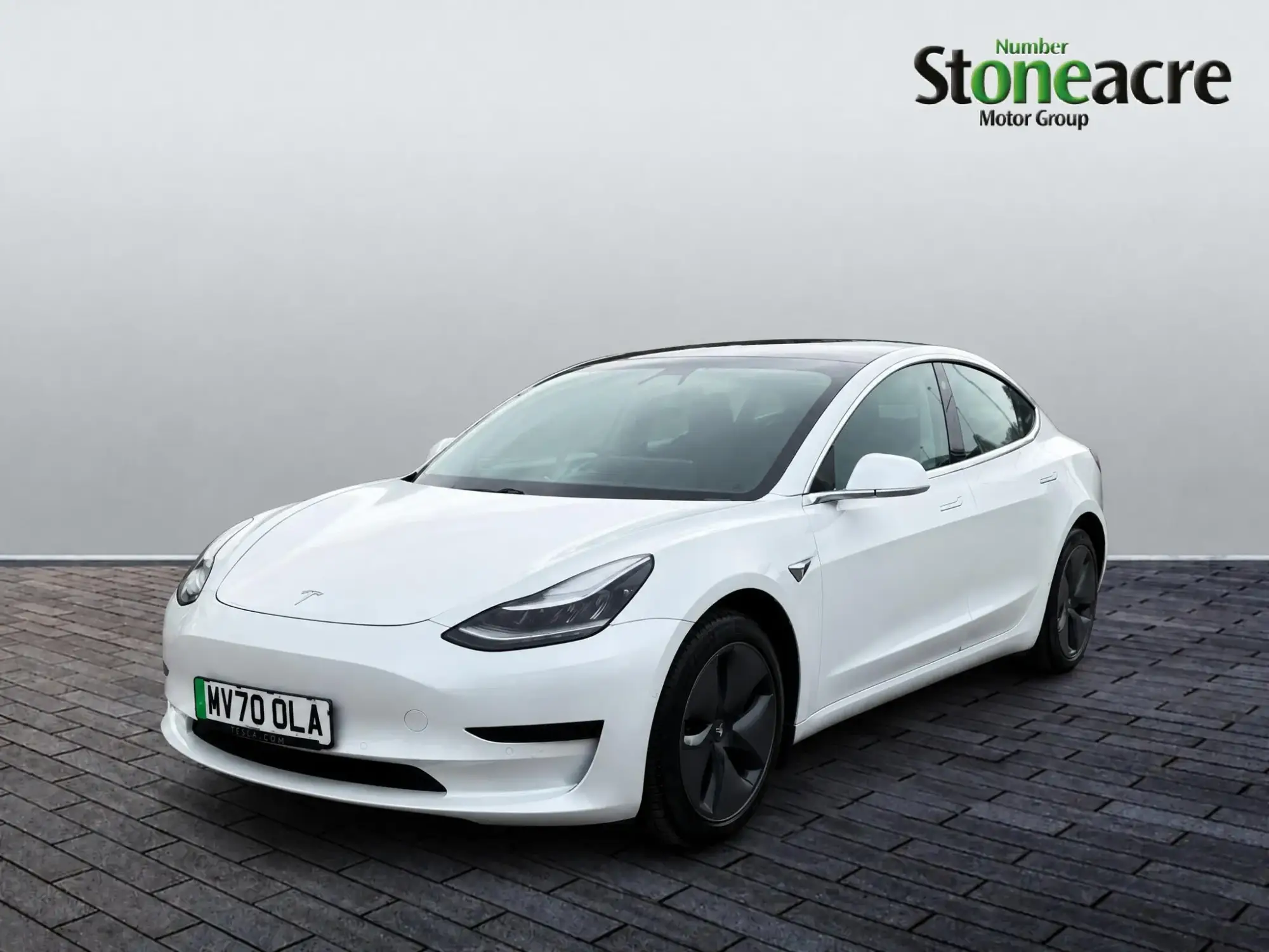 Tesla Model 3 Image 3