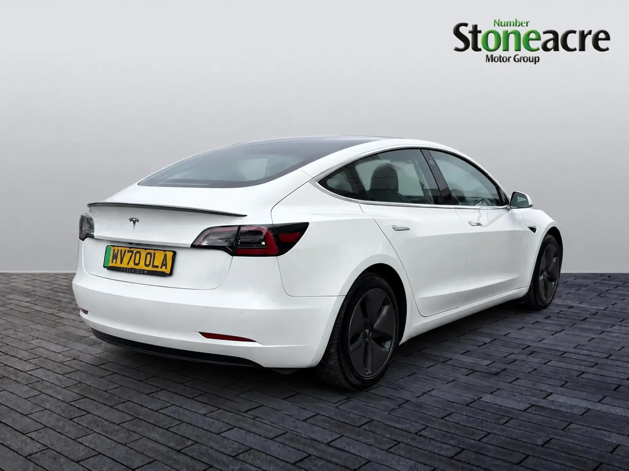 Tesla Model 3 Image 8
