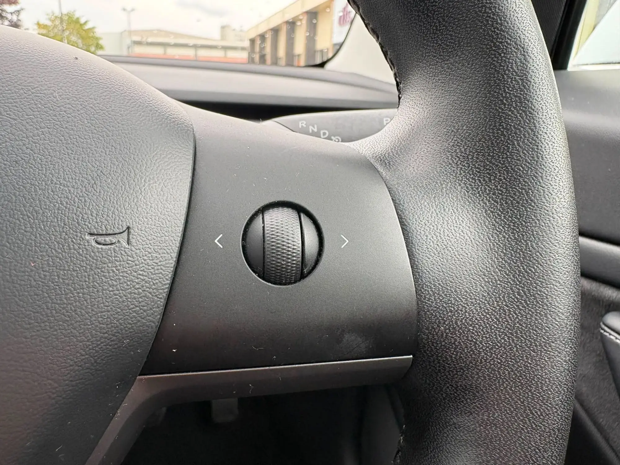Tesla Model 3 Image 12