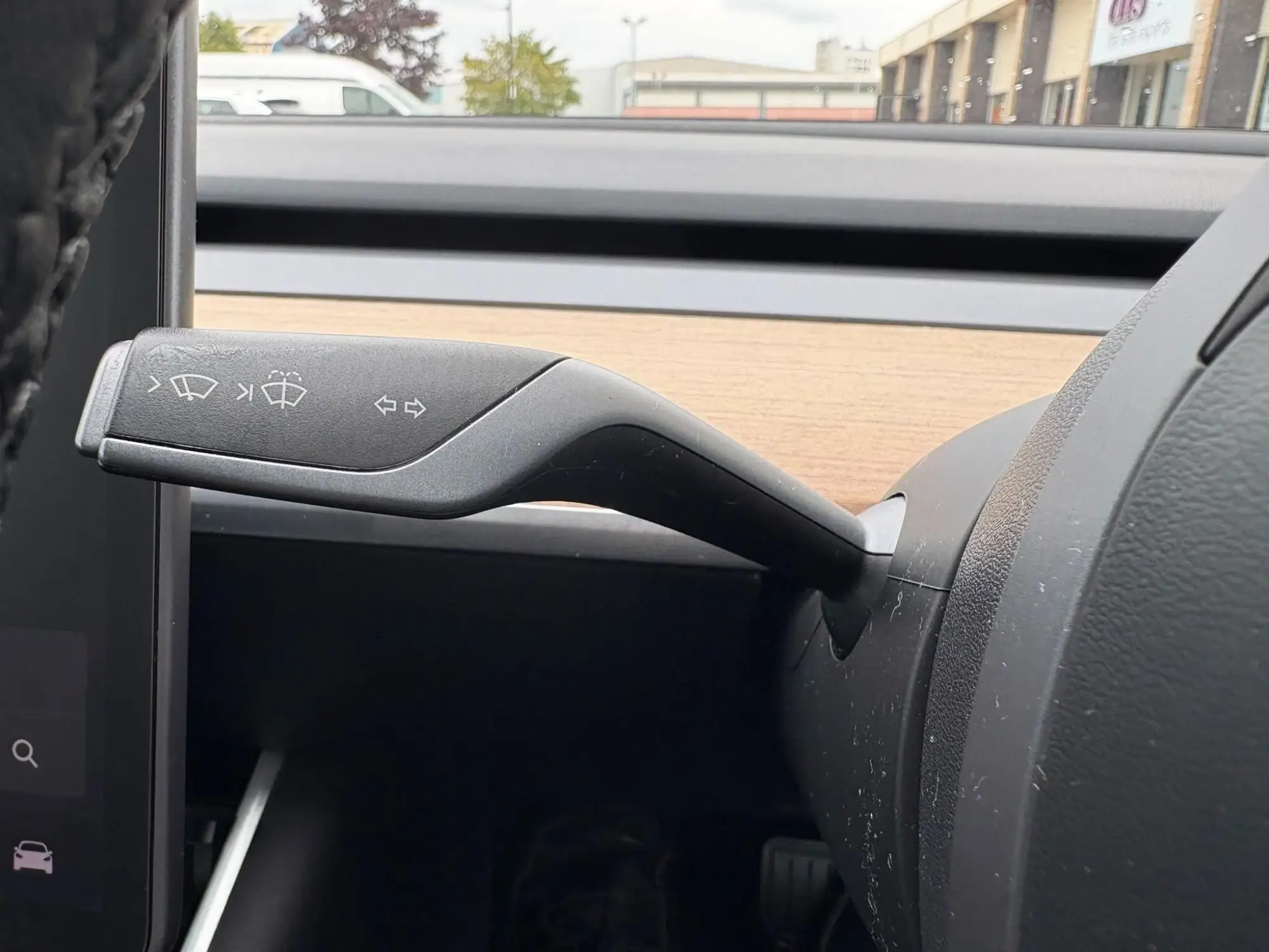 Tesla Model 3 Image 14
