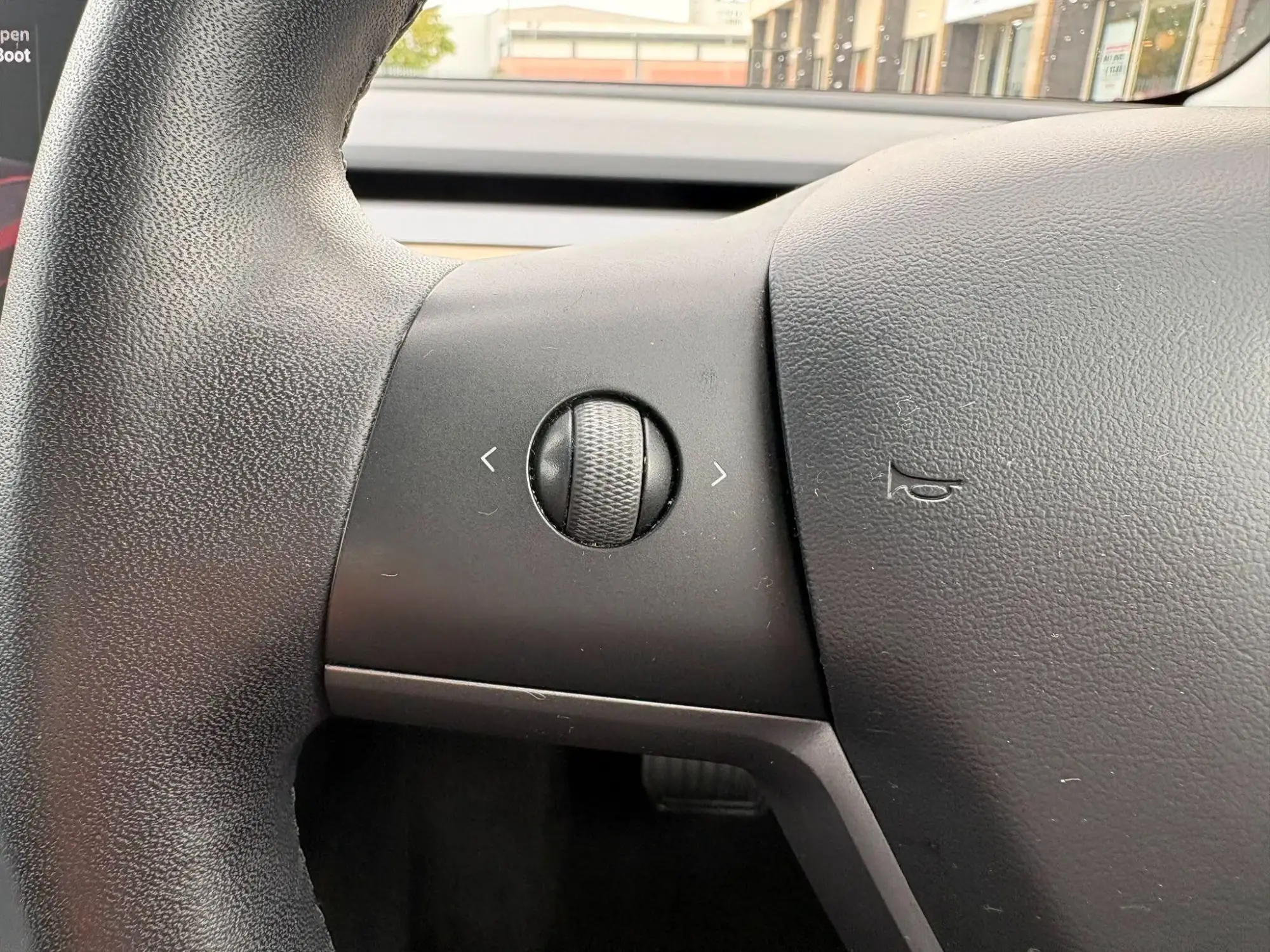 Tesla Model 3 Image 15