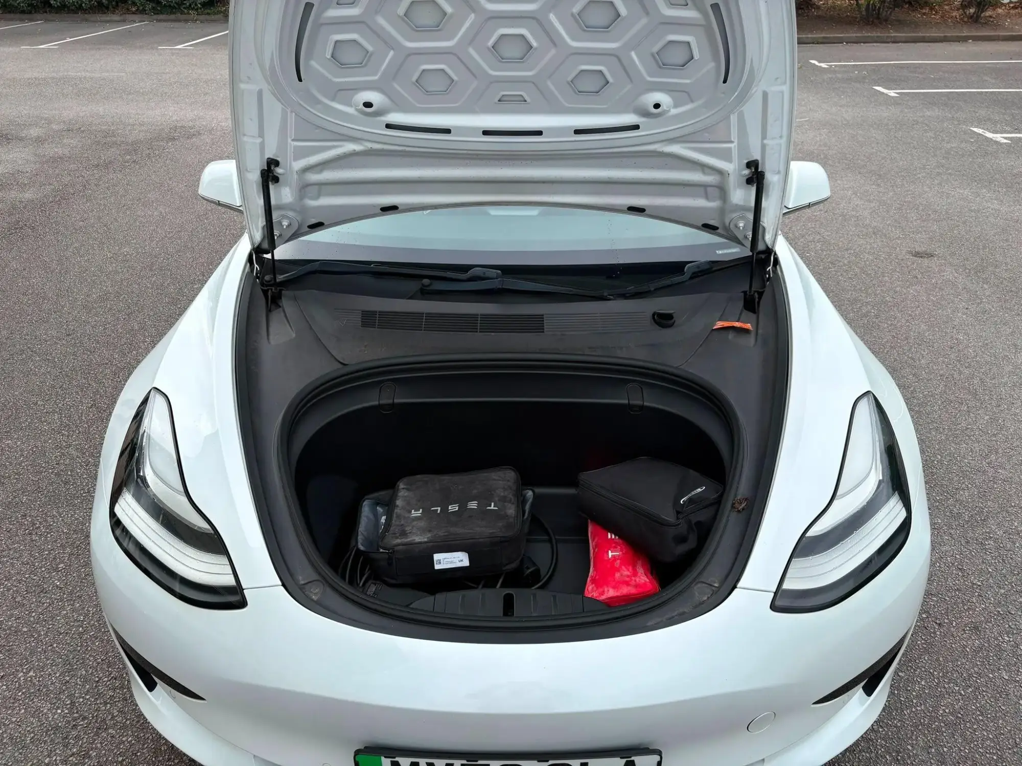Tesla Model 3 Image 18