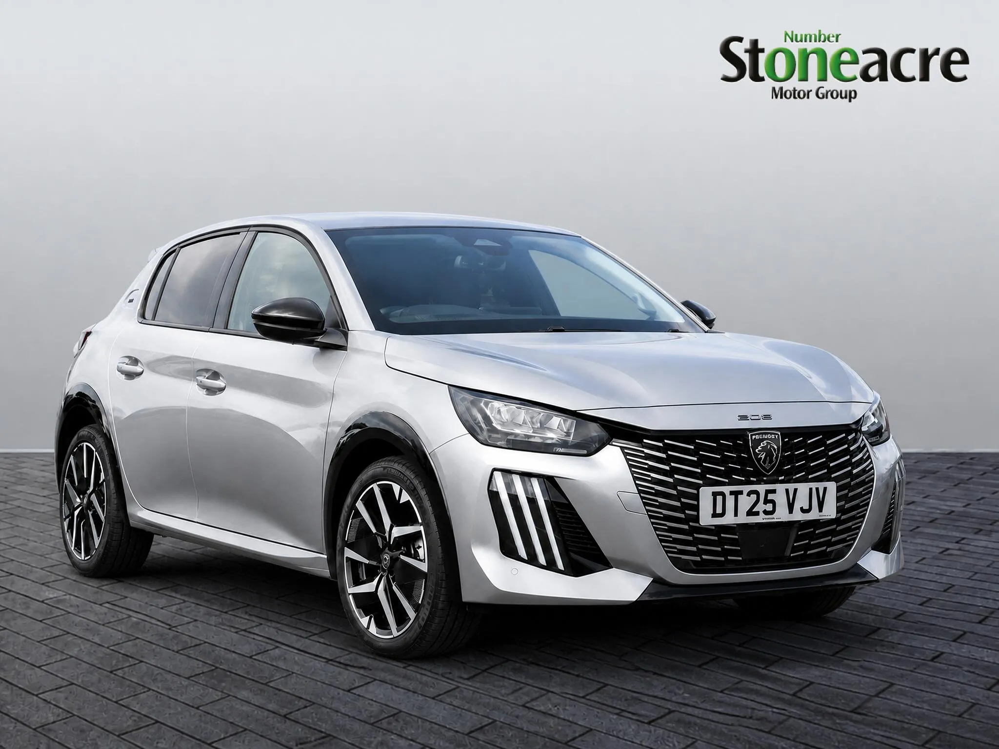Peugeot 208 listing photo