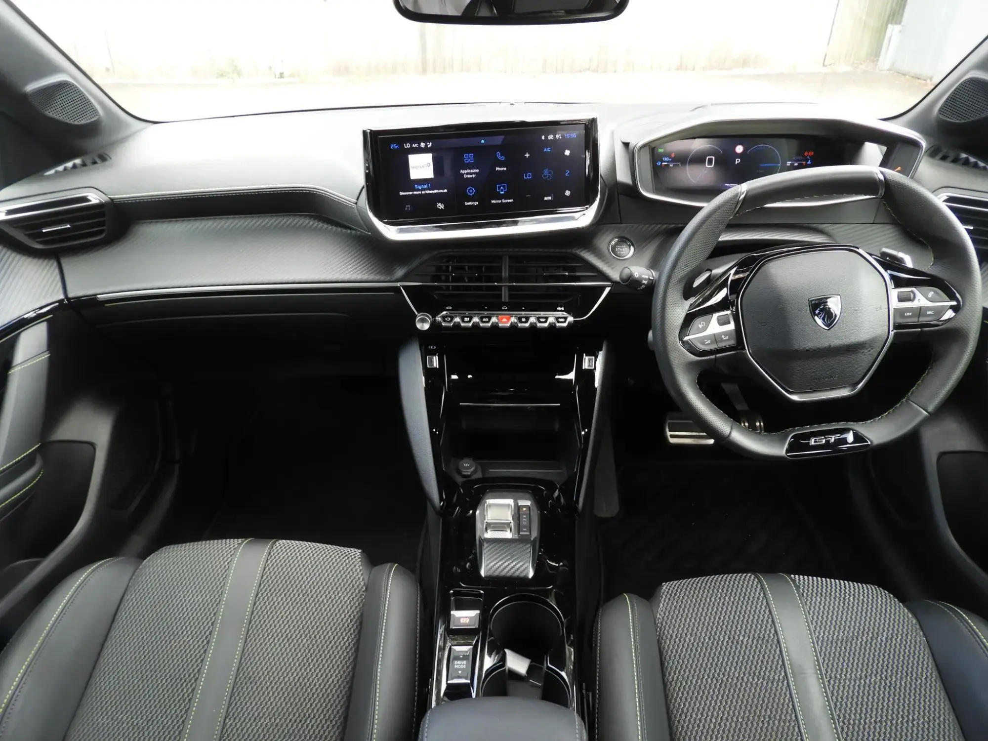 Peugeot 208 Image 12 Peugeot 208 Image 12