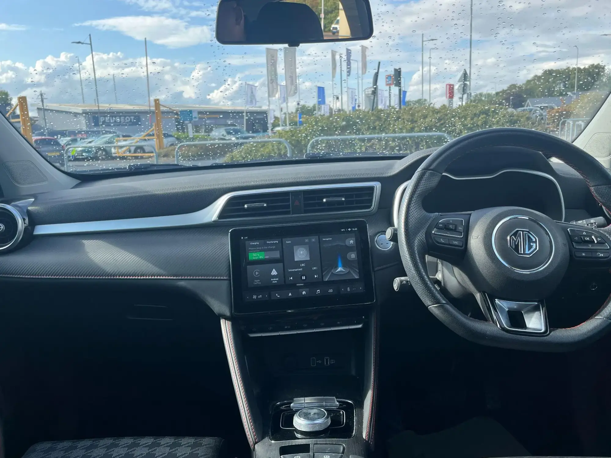 MG ZS EV Image 16