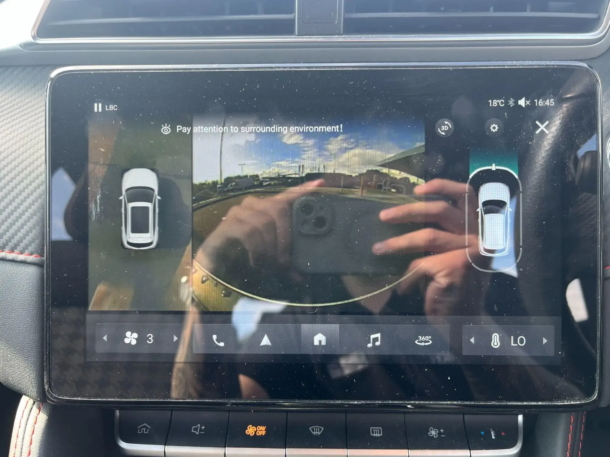 MG ZS EV Image 24