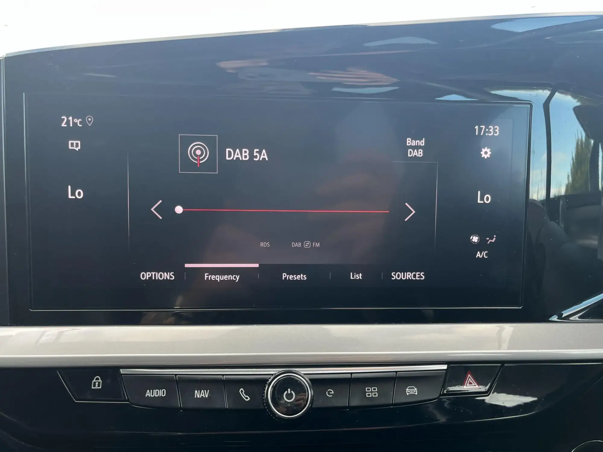 Vauxhall Mokka Electric Image 18