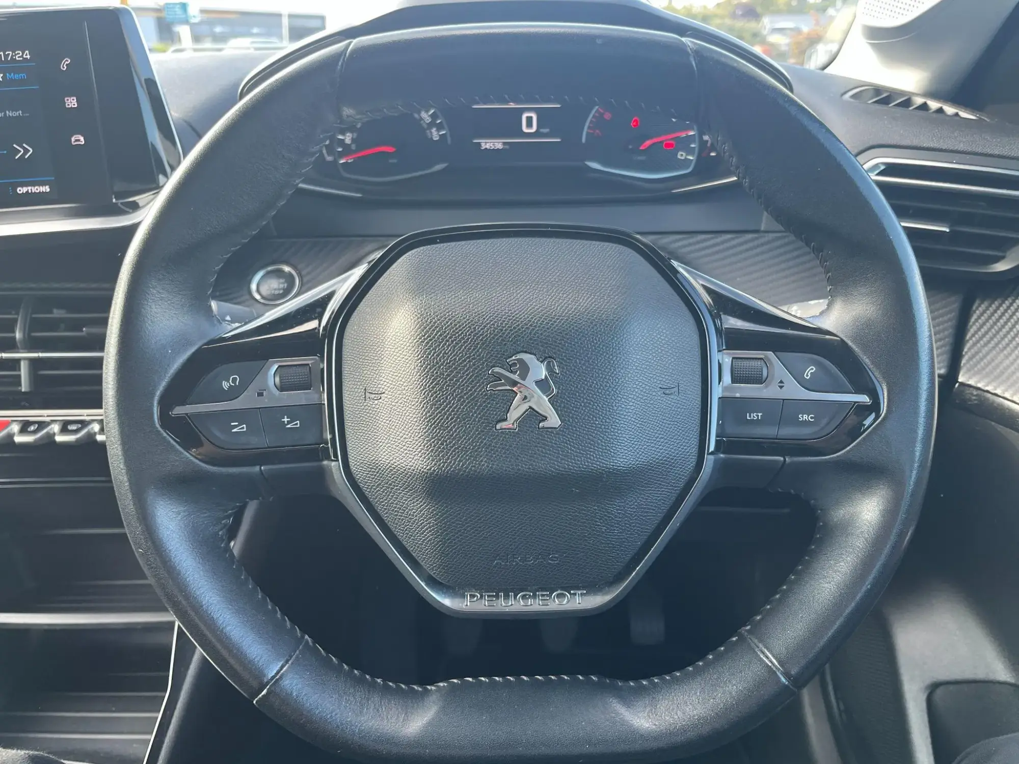 Peugeot 208 Image 16 Peugeot 208 Image 16