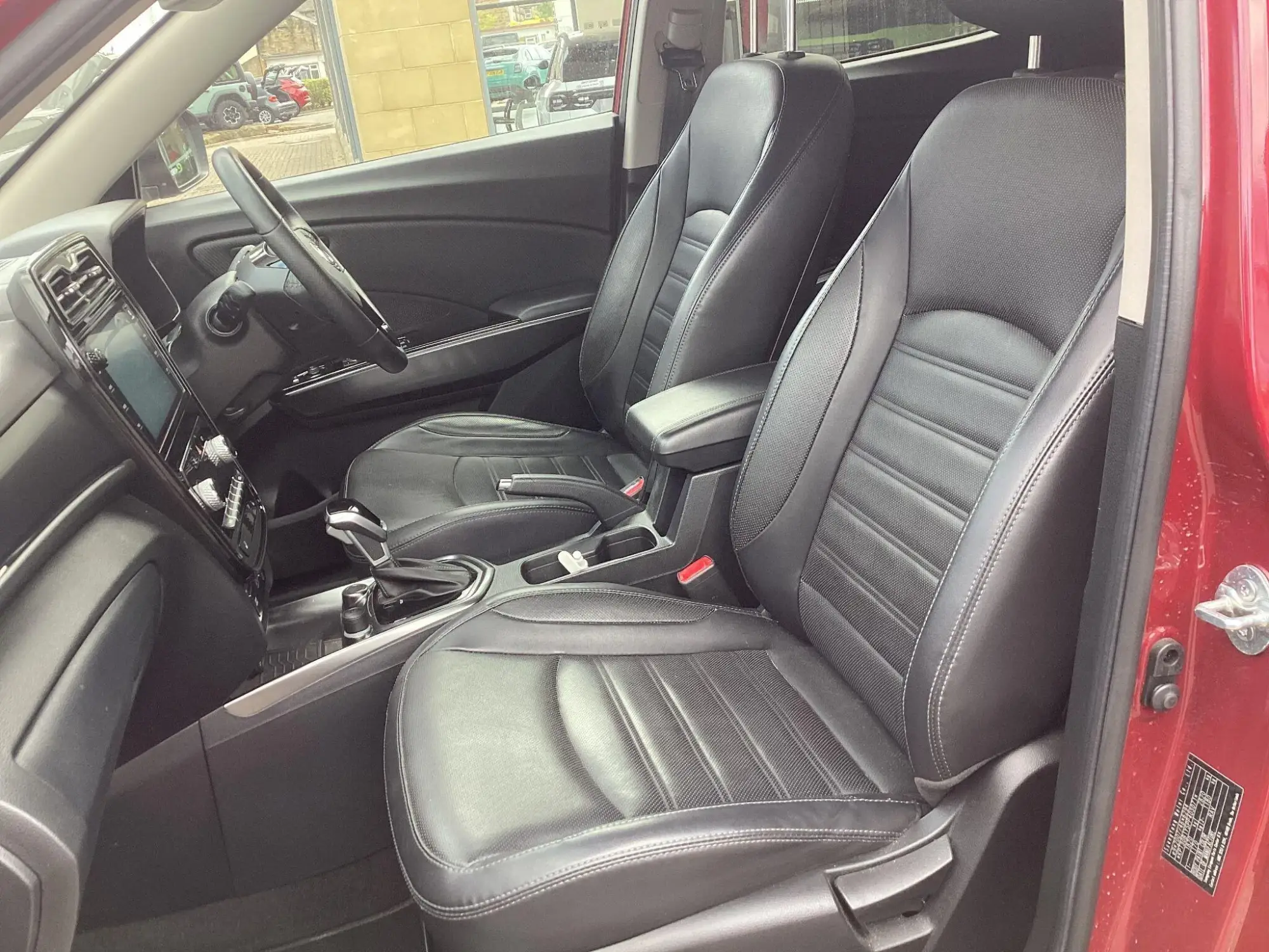 SSangyong Tivoli Image 14