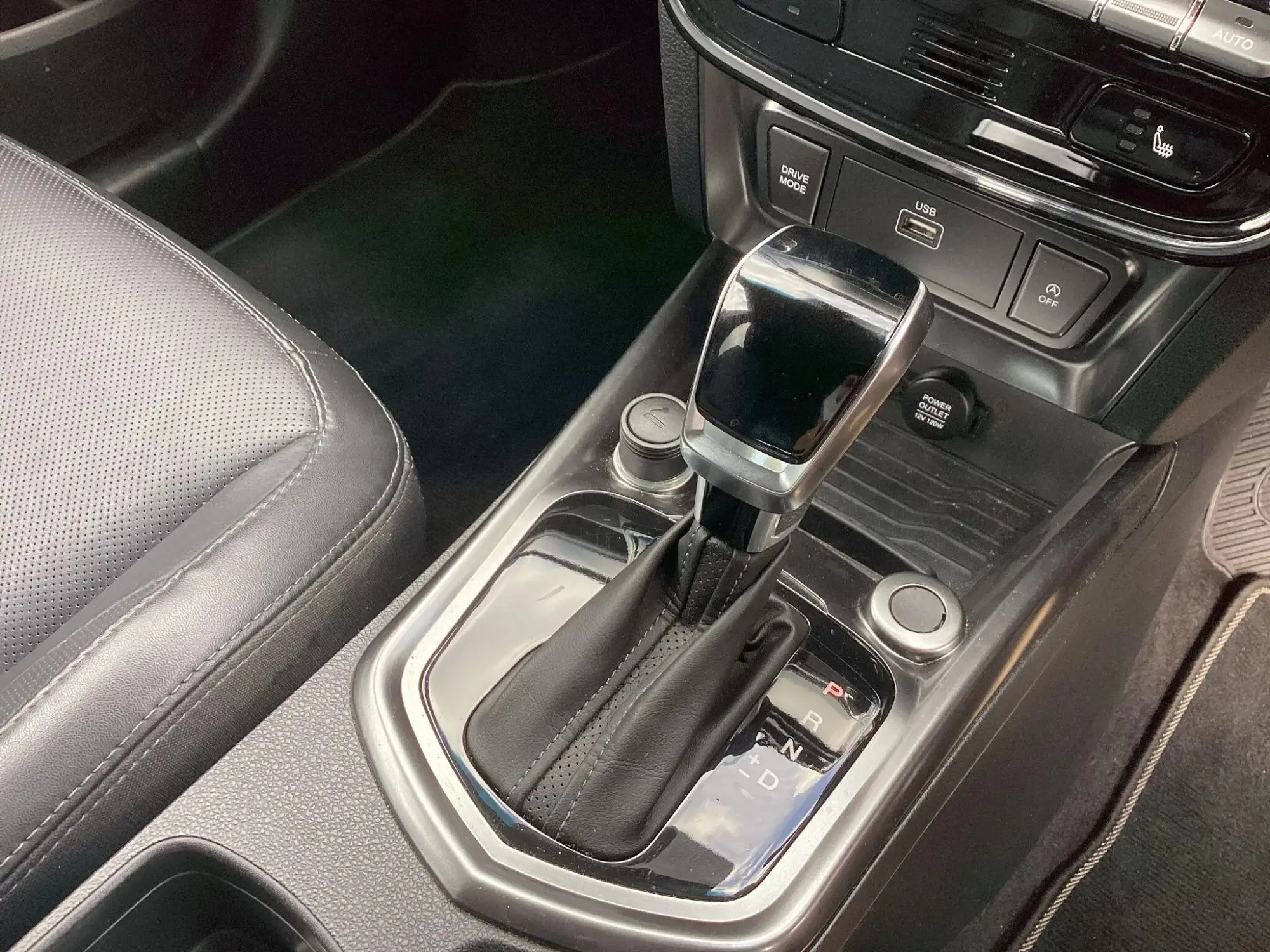SSangyong Tivoli Image 21