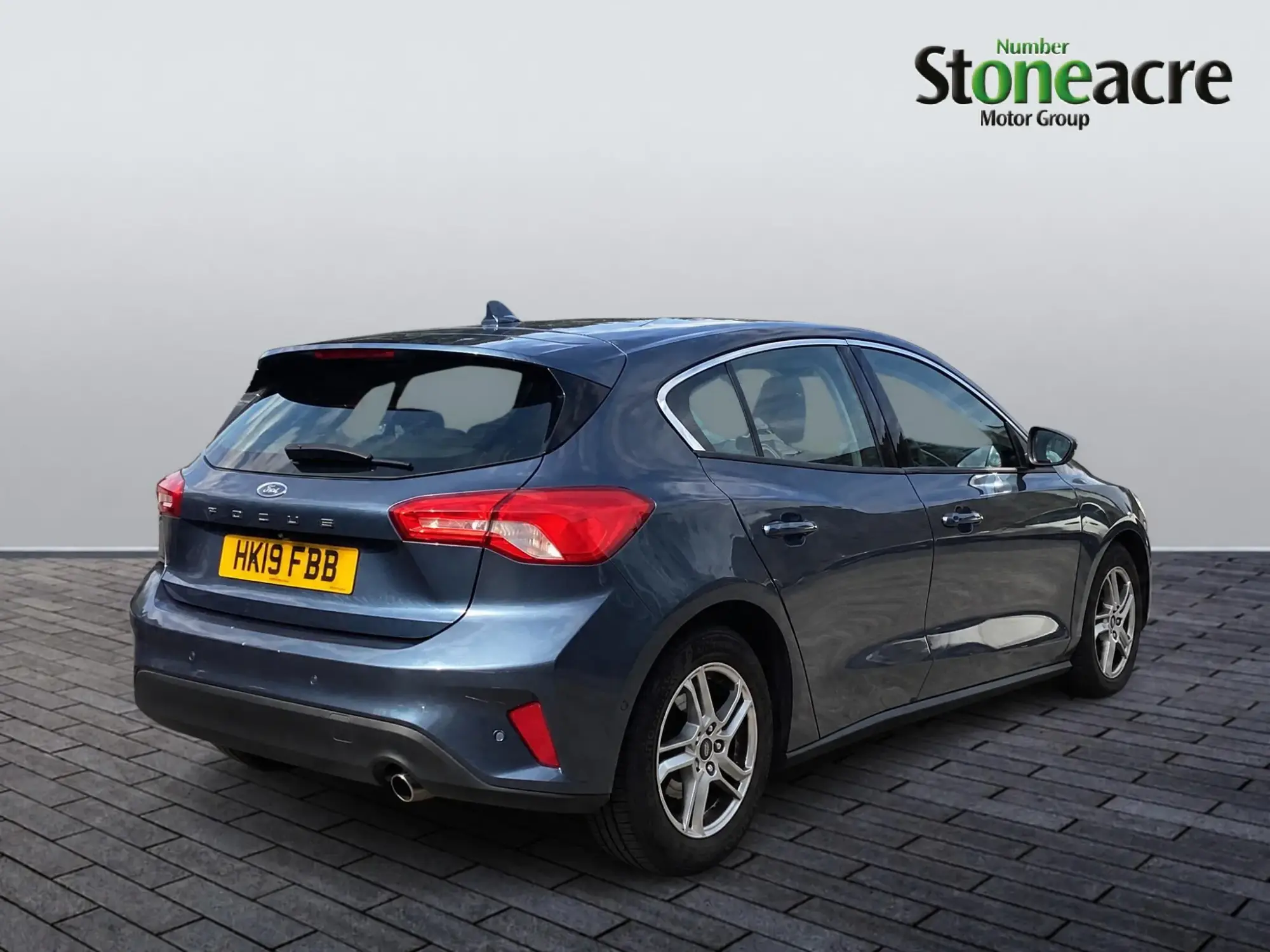 Ford Focus Image 2