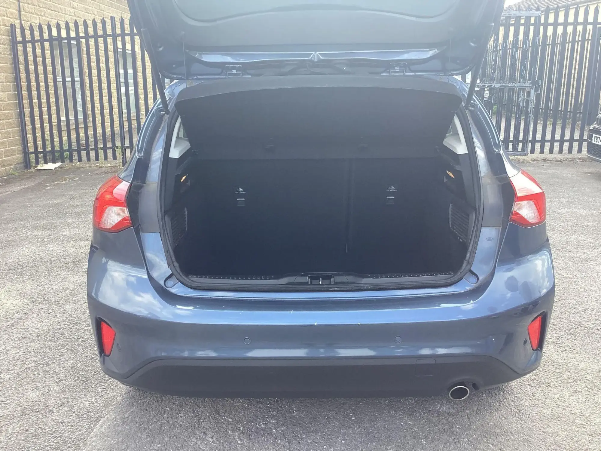 Ford Focus Image 10
