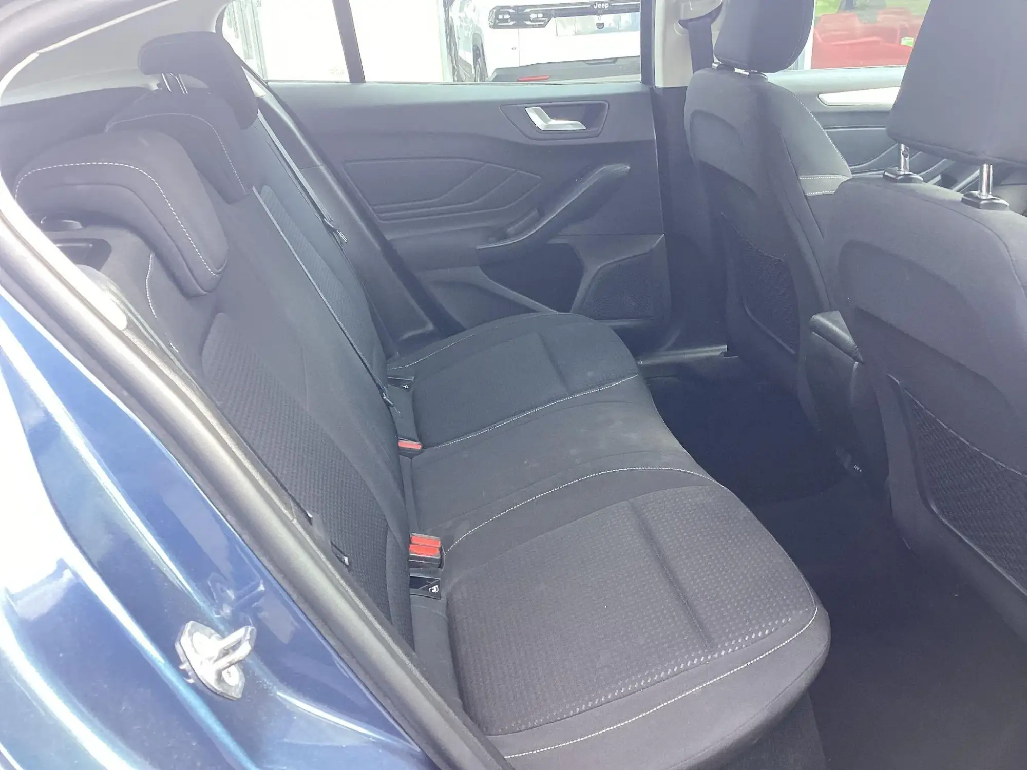 Ford Focus Image 14