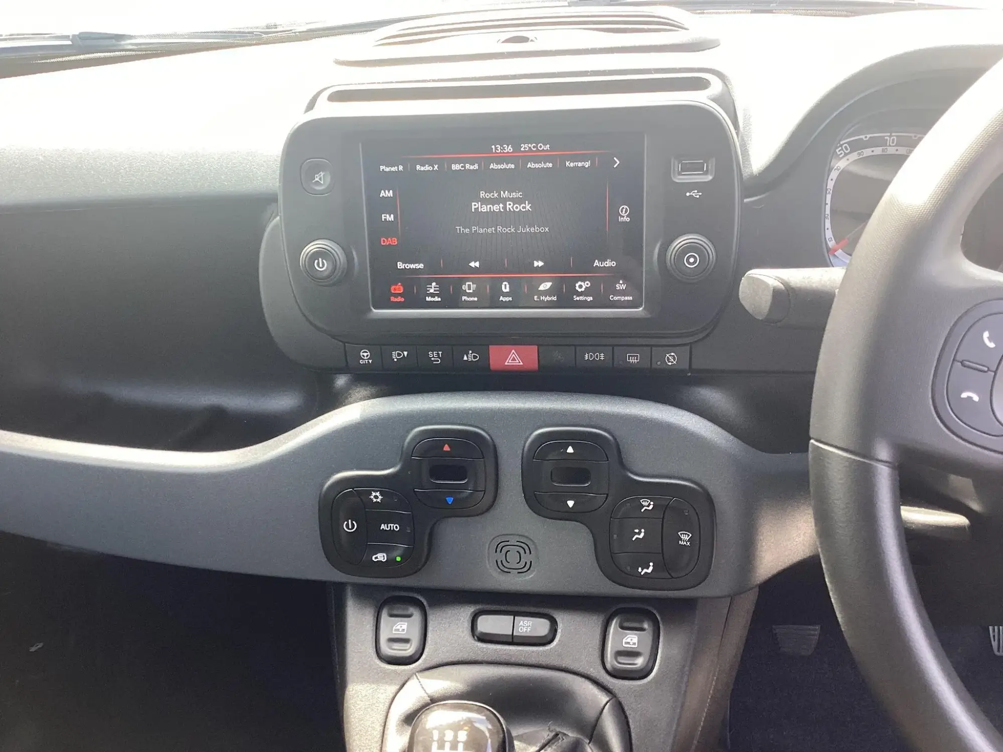 Fiat Panda Hybrid Image 18