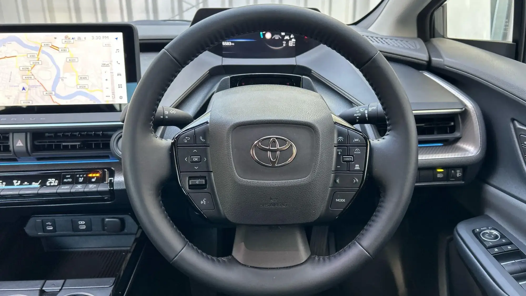 Toyota Prius Plug-in Hybrid Image 11 Toyota Prius Plug-in Hybrid Image 11