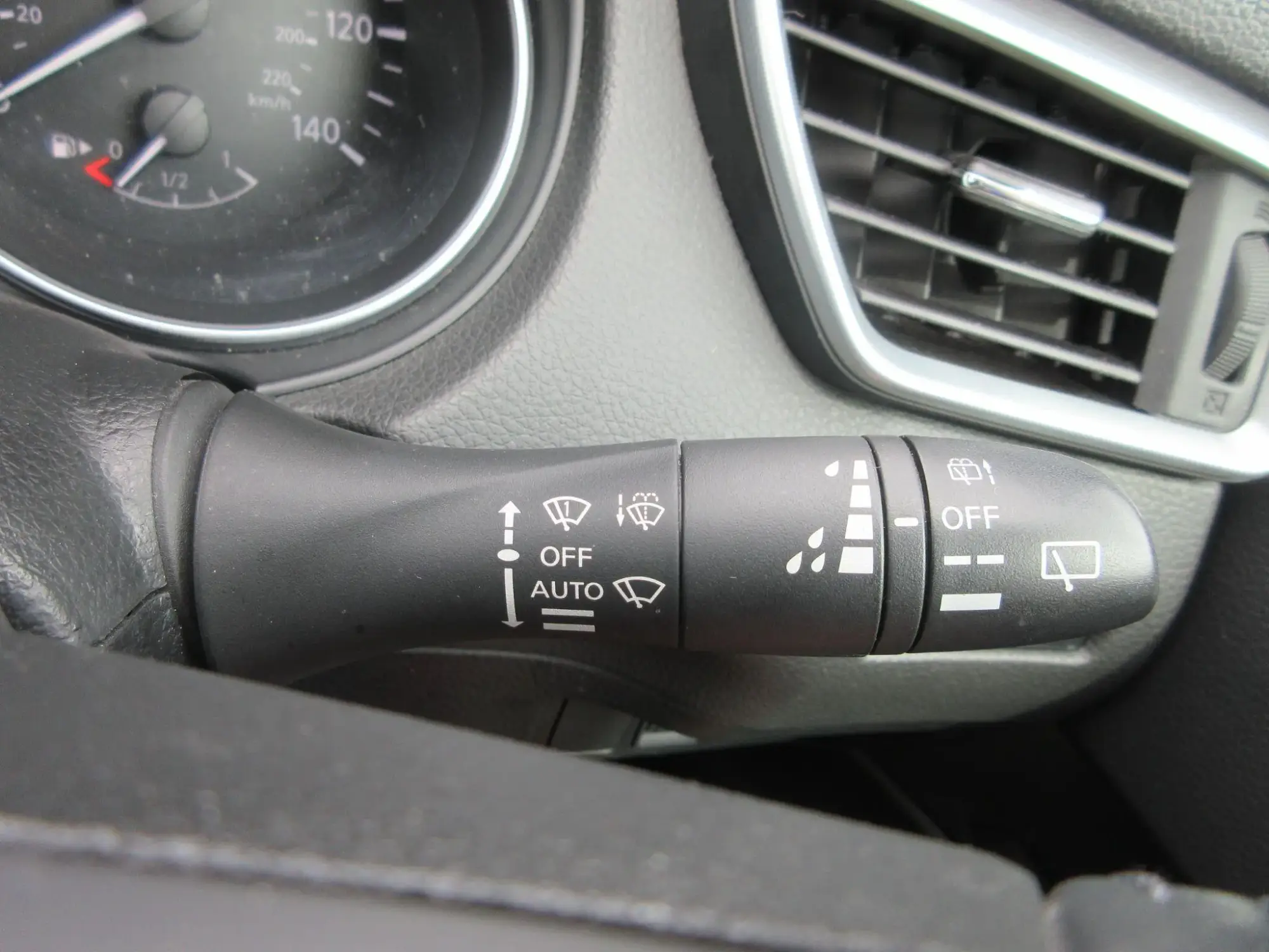Nissan Qashqai Image 20 Nissan Qashqai Image 20