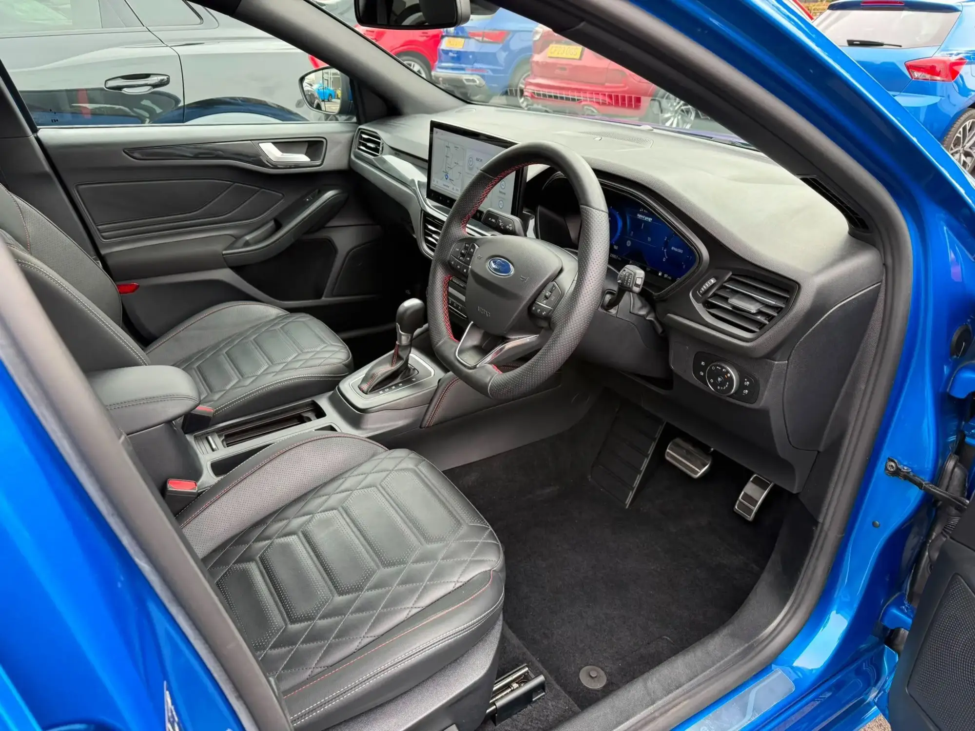 Ford Focus Image 8