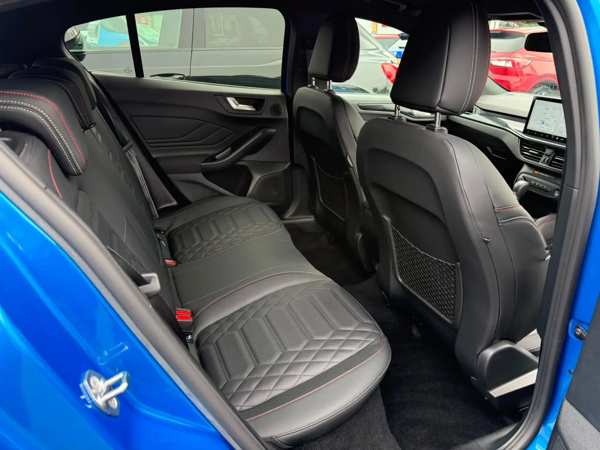 Ford Focus Image 14