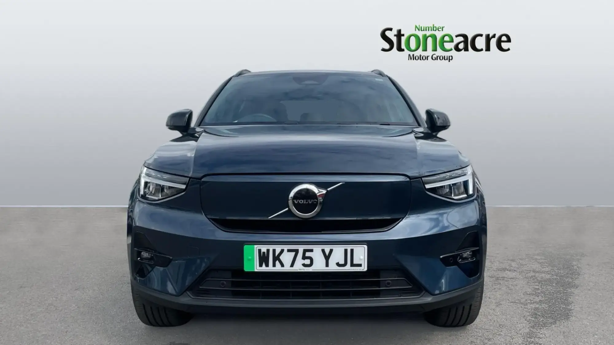 Volvo EX40 Image 8 Volvo EX40 Image 8