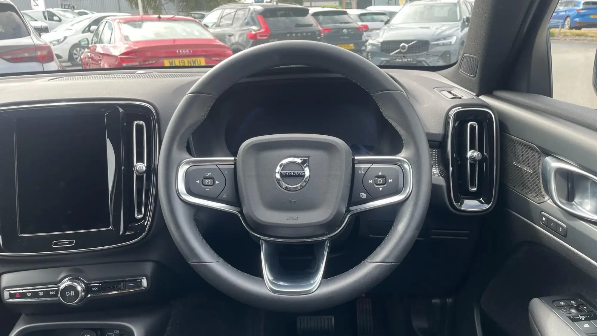 Volvo EX40 Image 10 Volvo EX40 Image 10