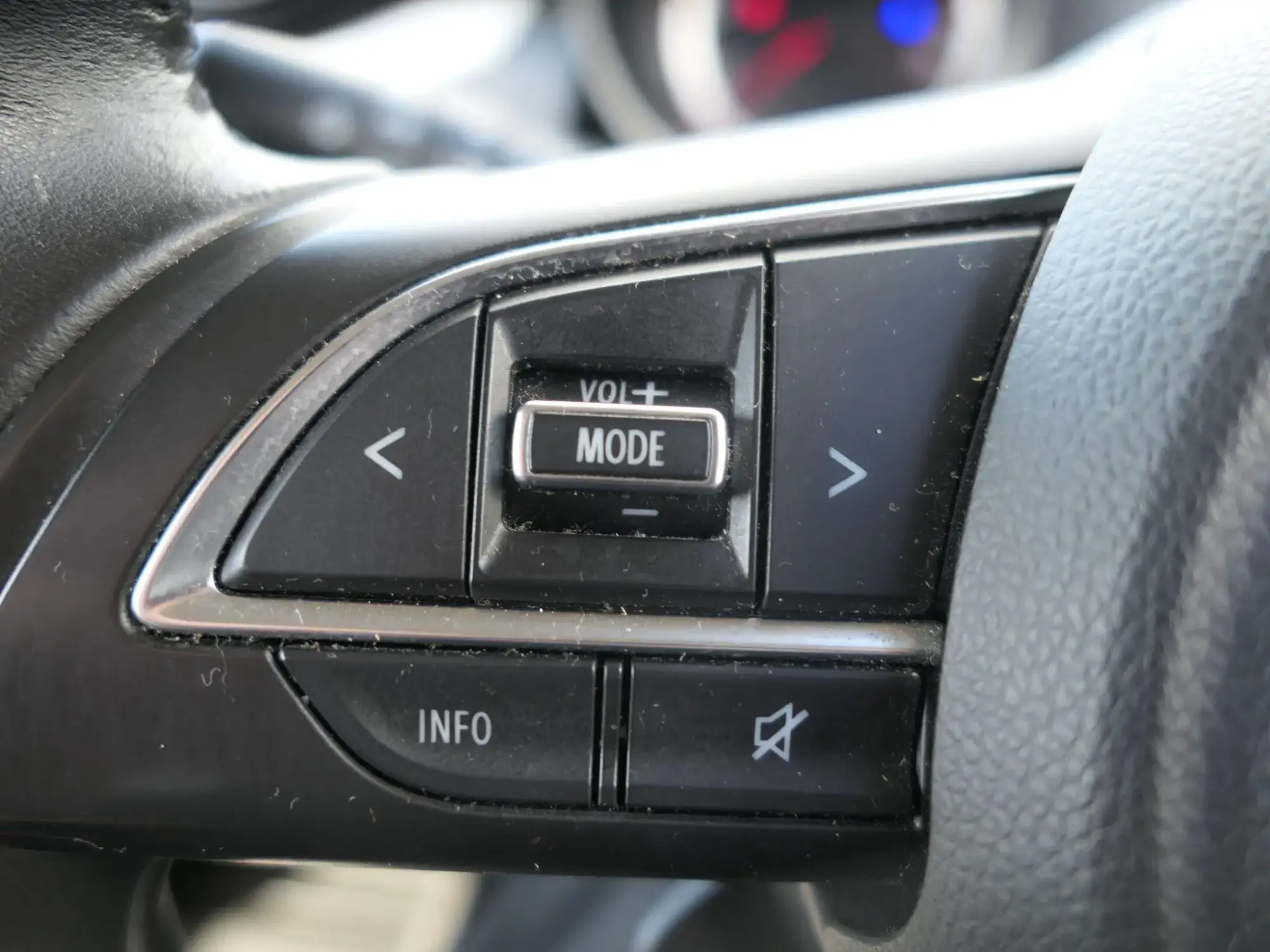 Suzuki Swift Image 12 Suzuki Swift Image 12