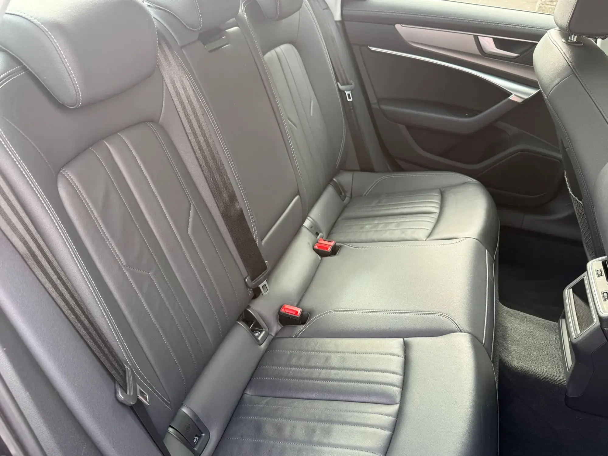Audi A6 Saloon Image 14 Audi A6 Saloon Image 14