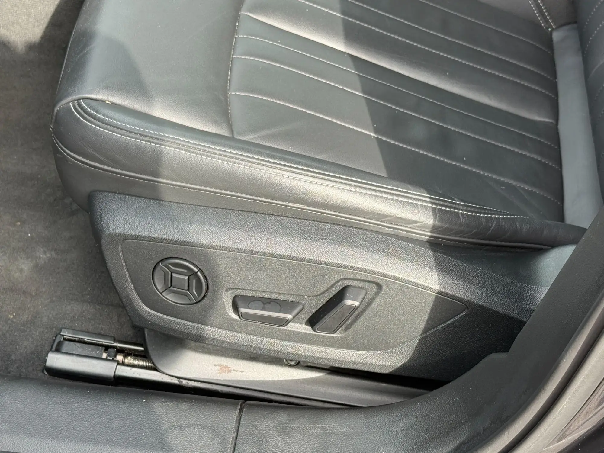 Audi A6 Saloon Image 15 Audi A6 Saloon Image 15