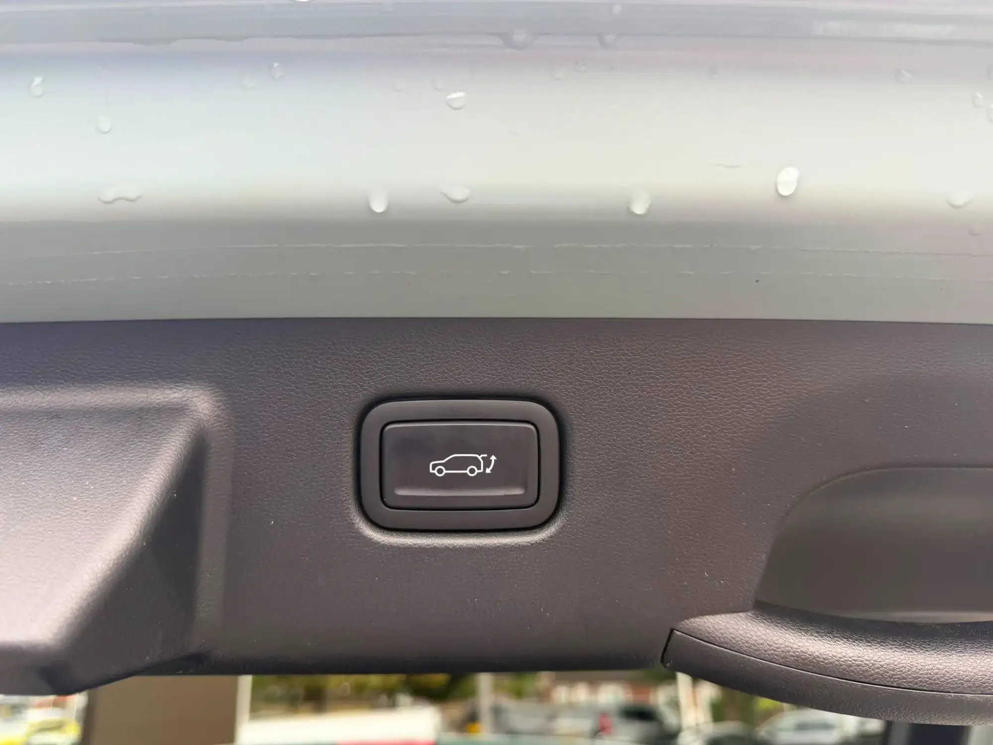 Hyundai KONA Image 10
