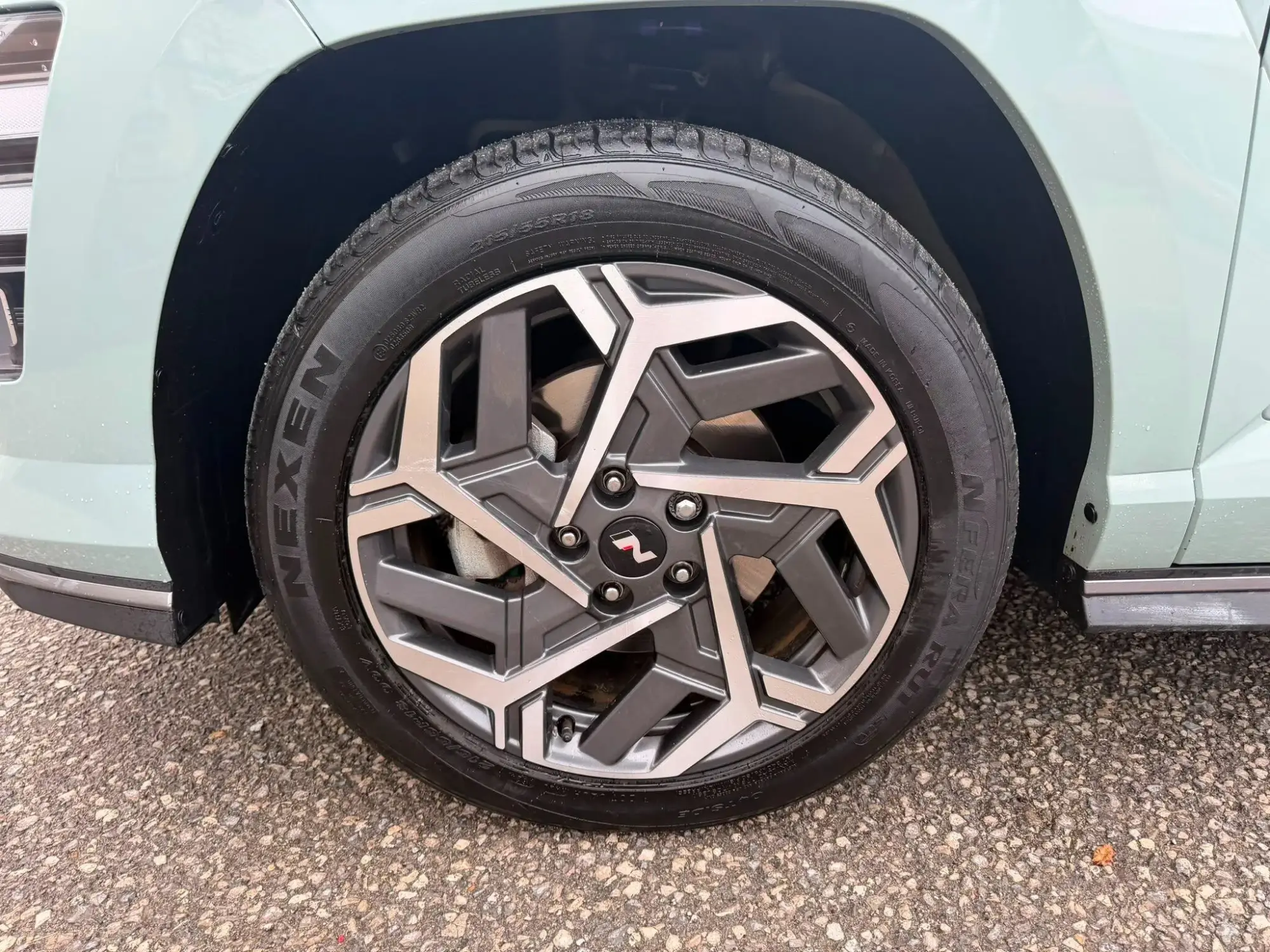 Hyundai KONA Image 14