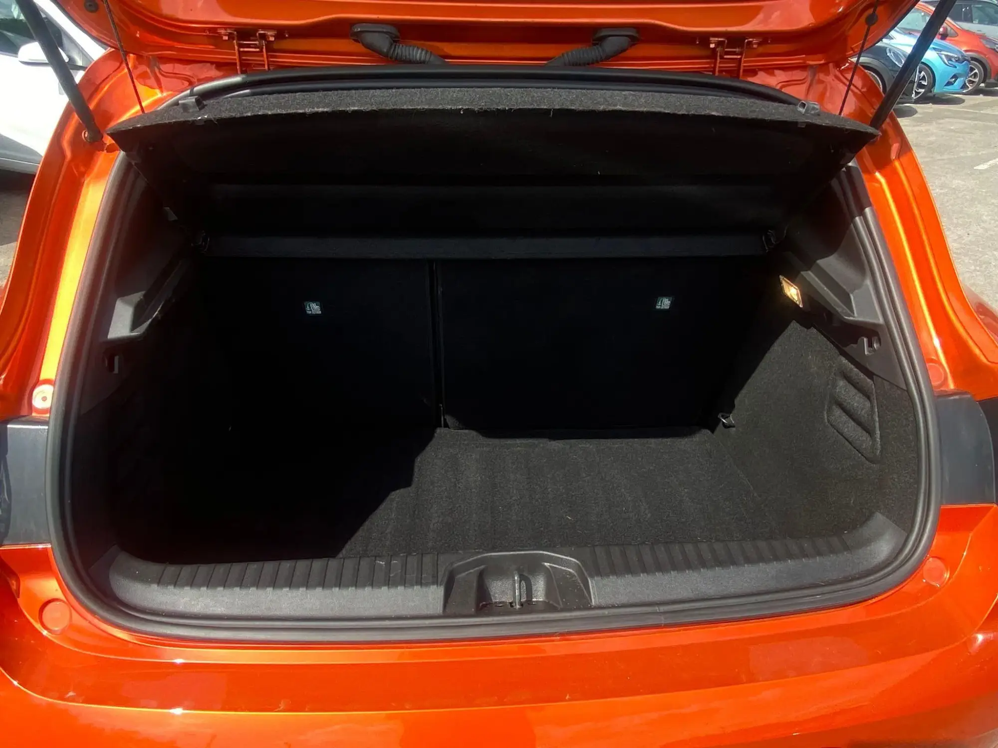 Renault Clio E-Tech Image 9