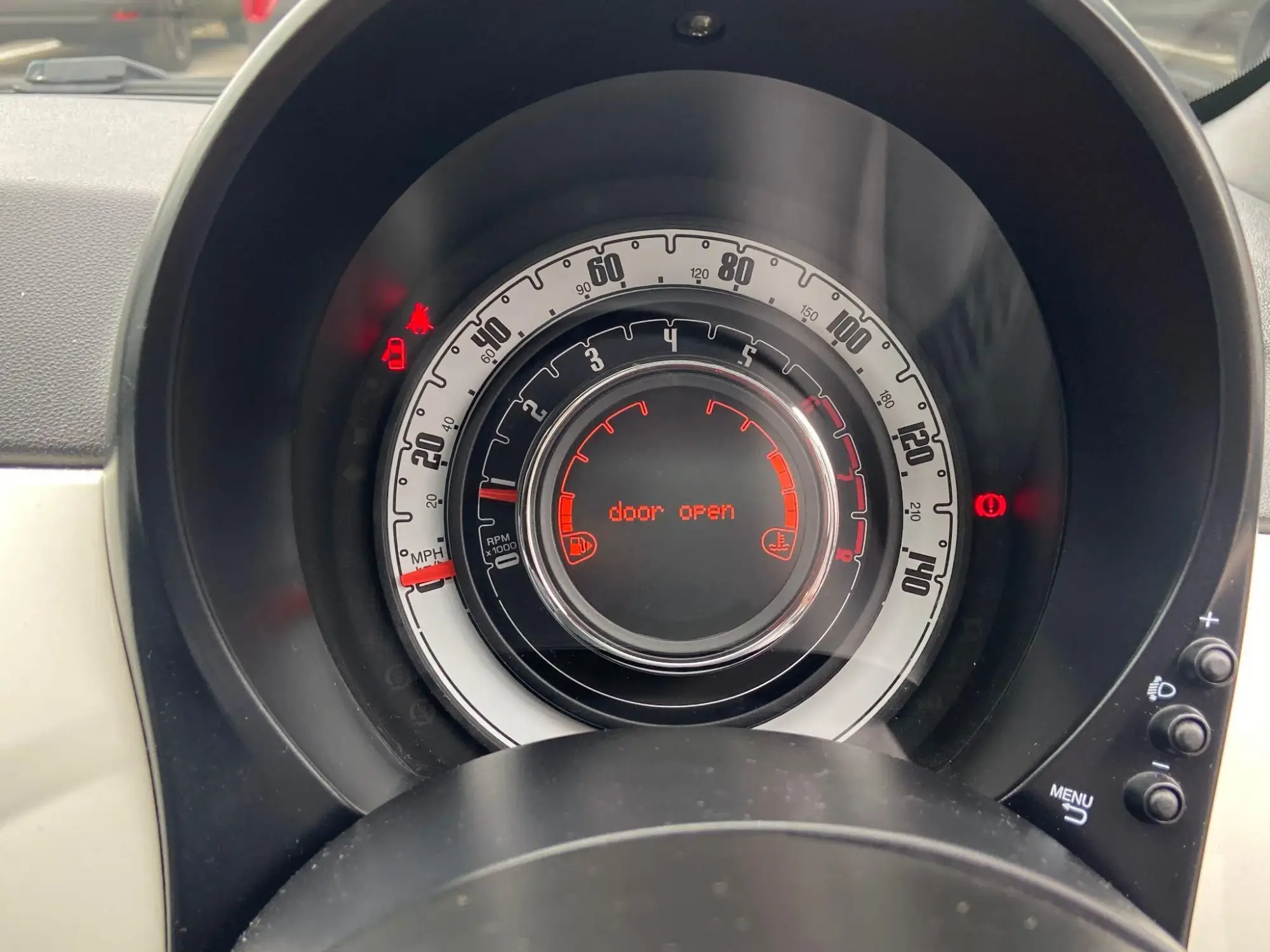 MINI Hatch Image 6