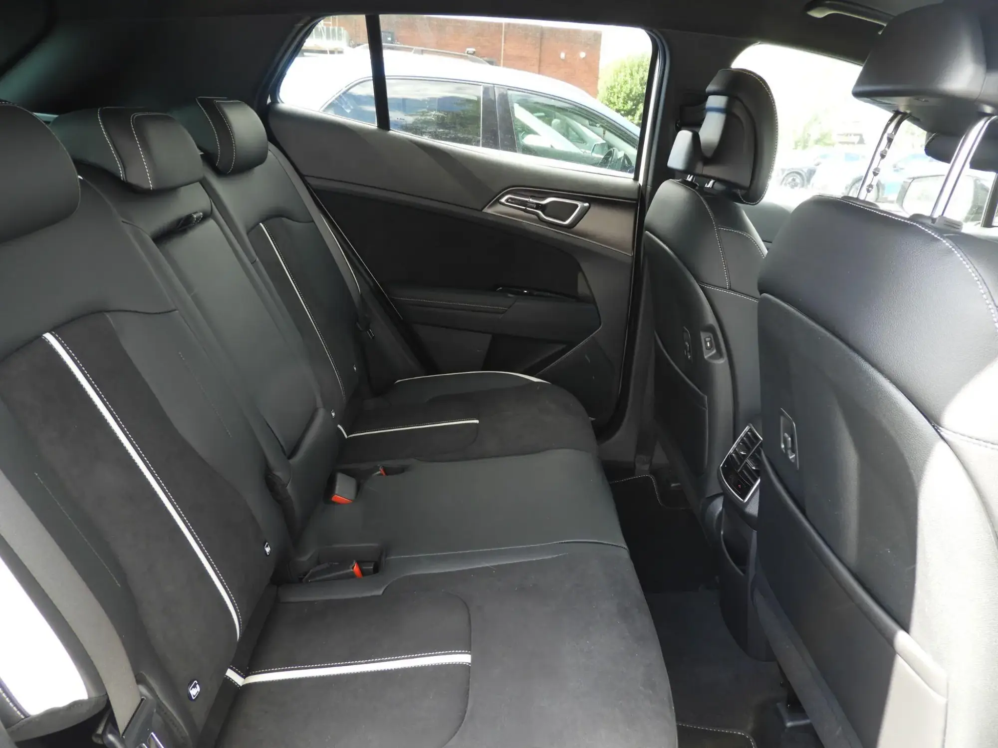 Kia Sportage Image 15