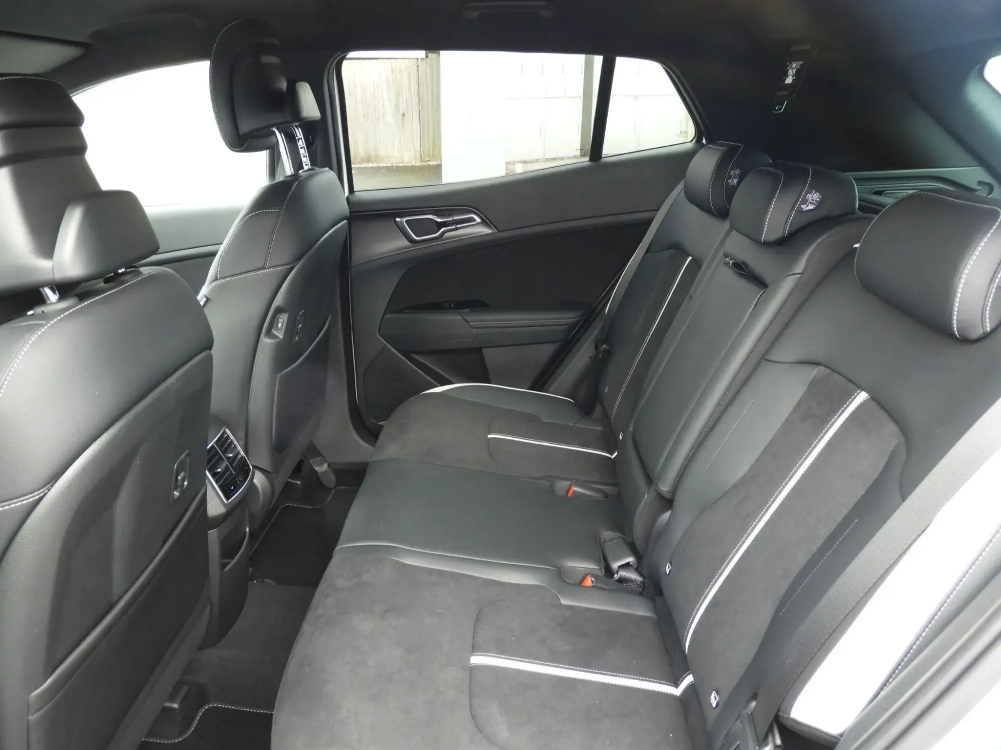 Kia Sportage Image 16