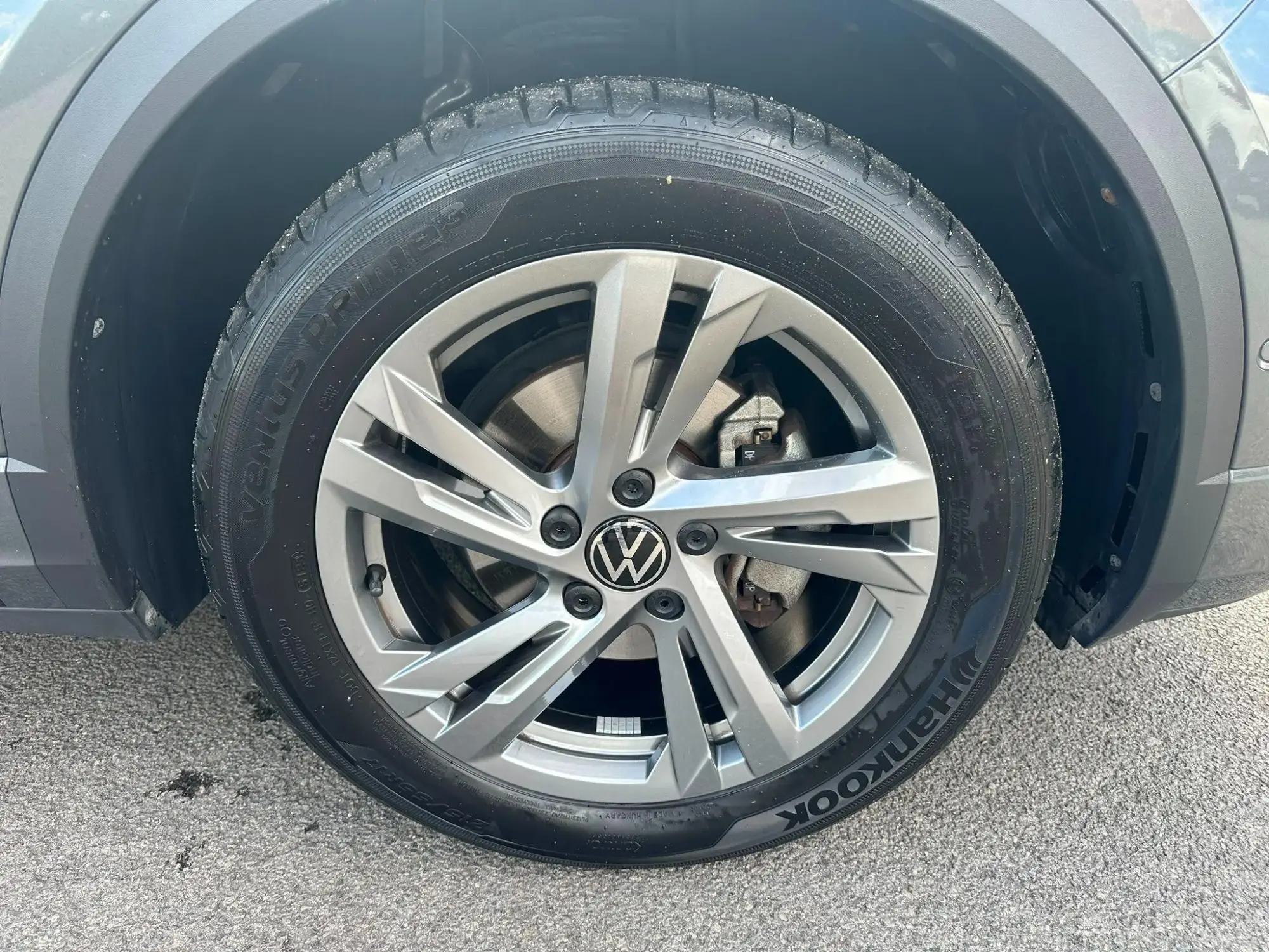 Volkswagen T-Roc Image 17