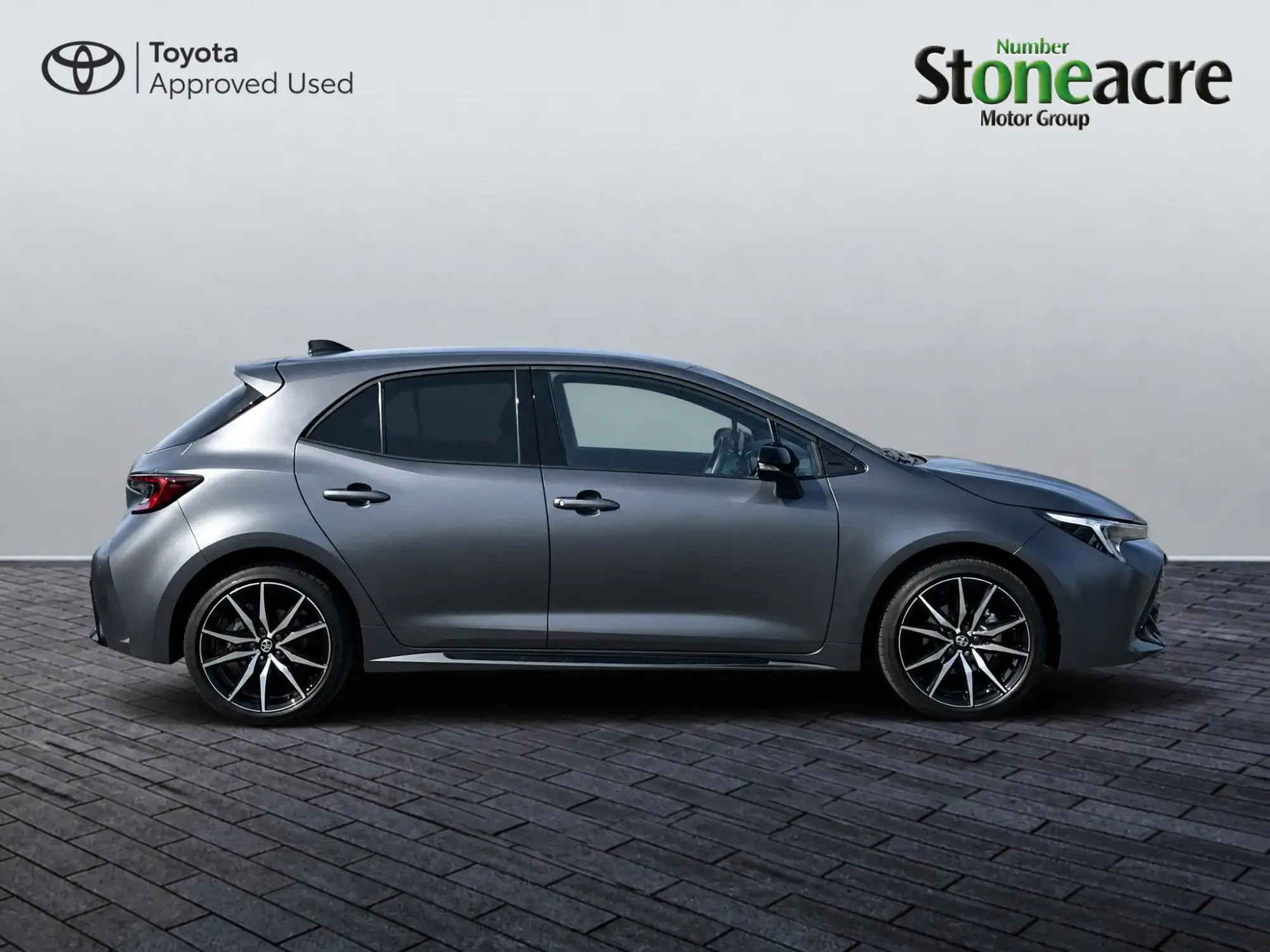 Toyota Corolla Hatchback Image 2 Toyota Corolla Hatchback Image 2