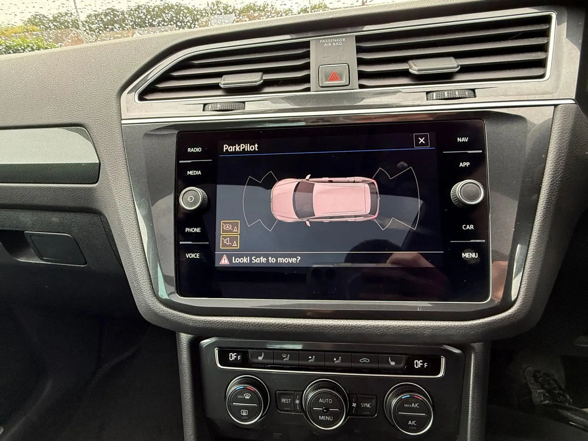 Volkswagen Tiguan Image 26