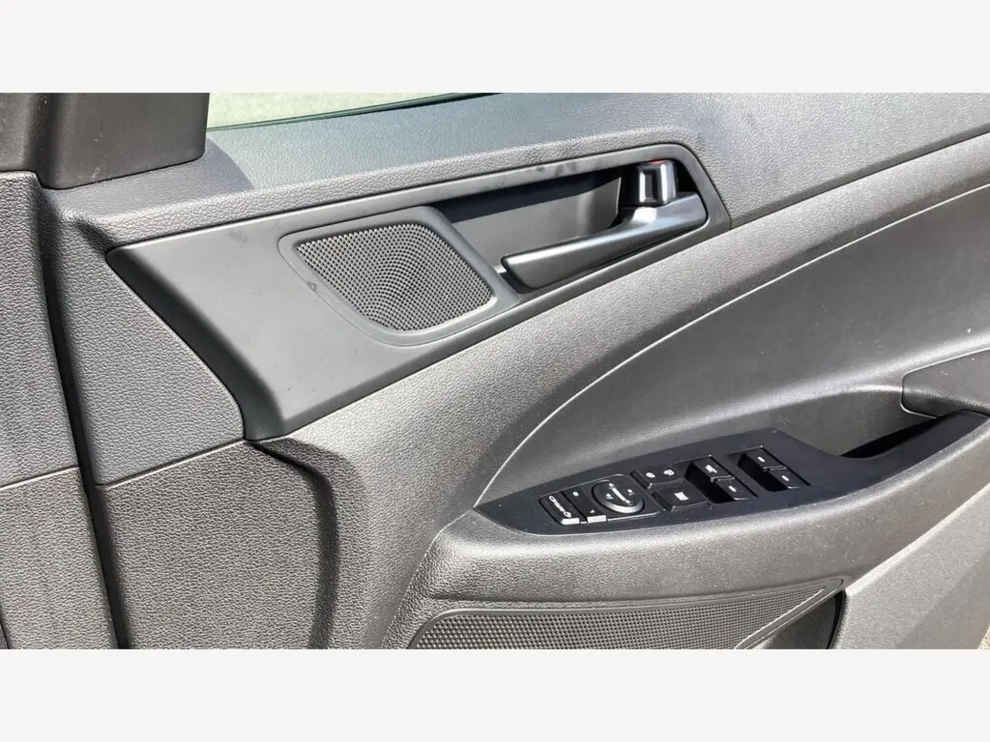 Hyundai TUCSON Image 18