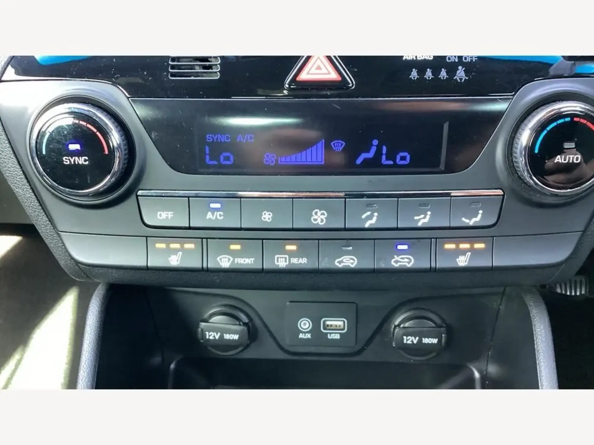 Hyundai TUCSON Image 24