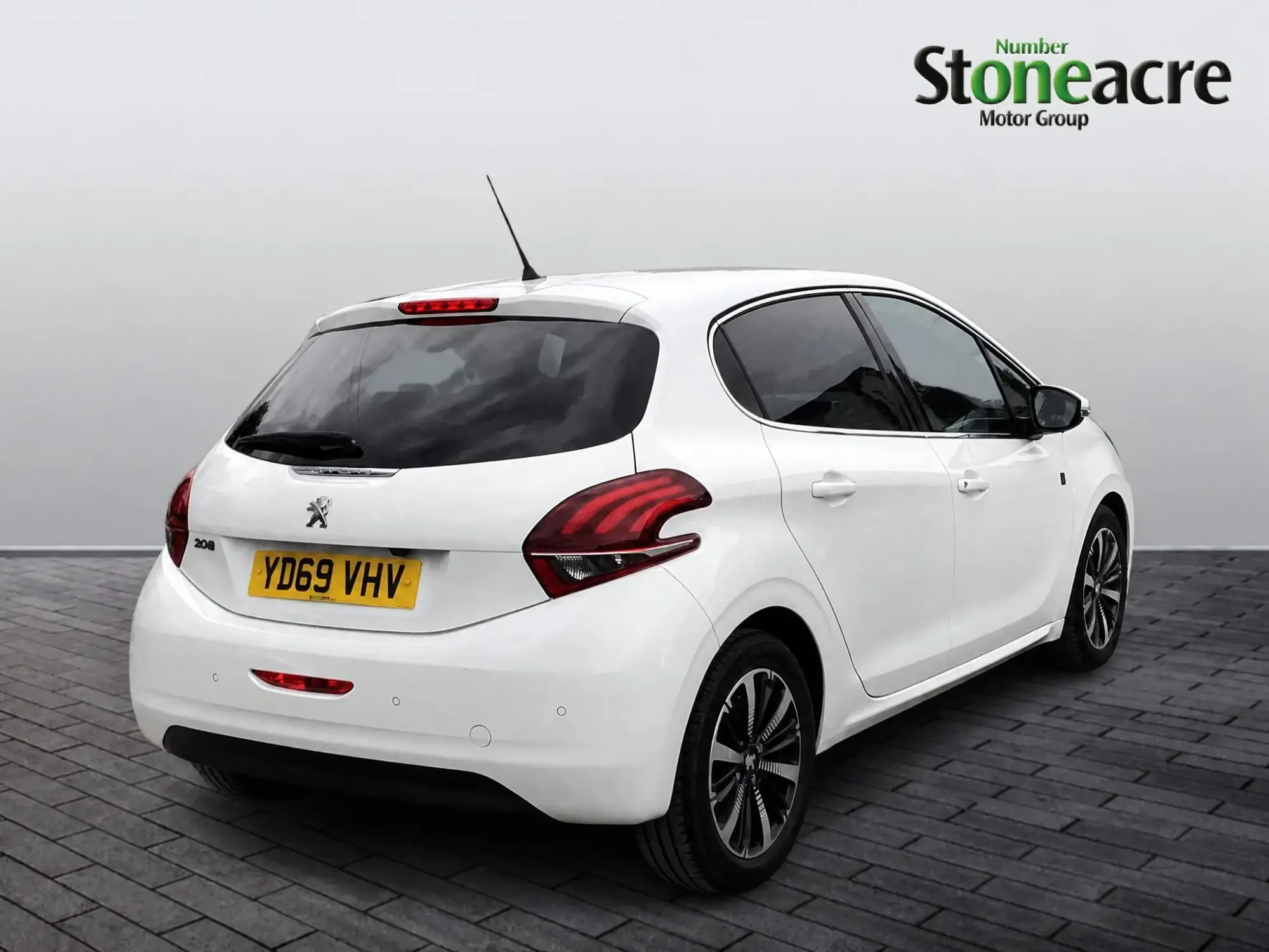 Peugeot 208 Image 4