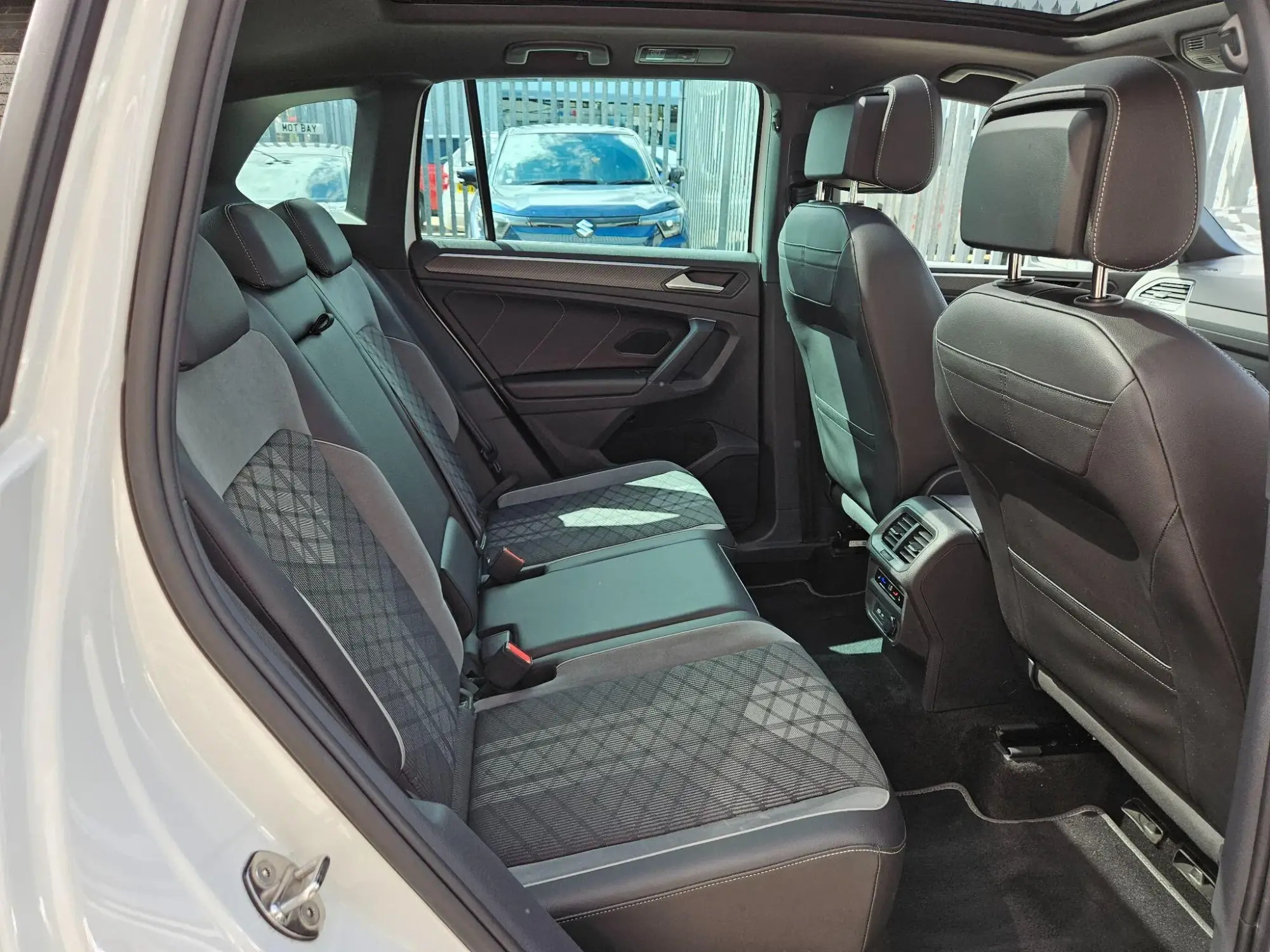 Volkswagen Tiguan Image 18 Volkswagen Tiguan Image 18