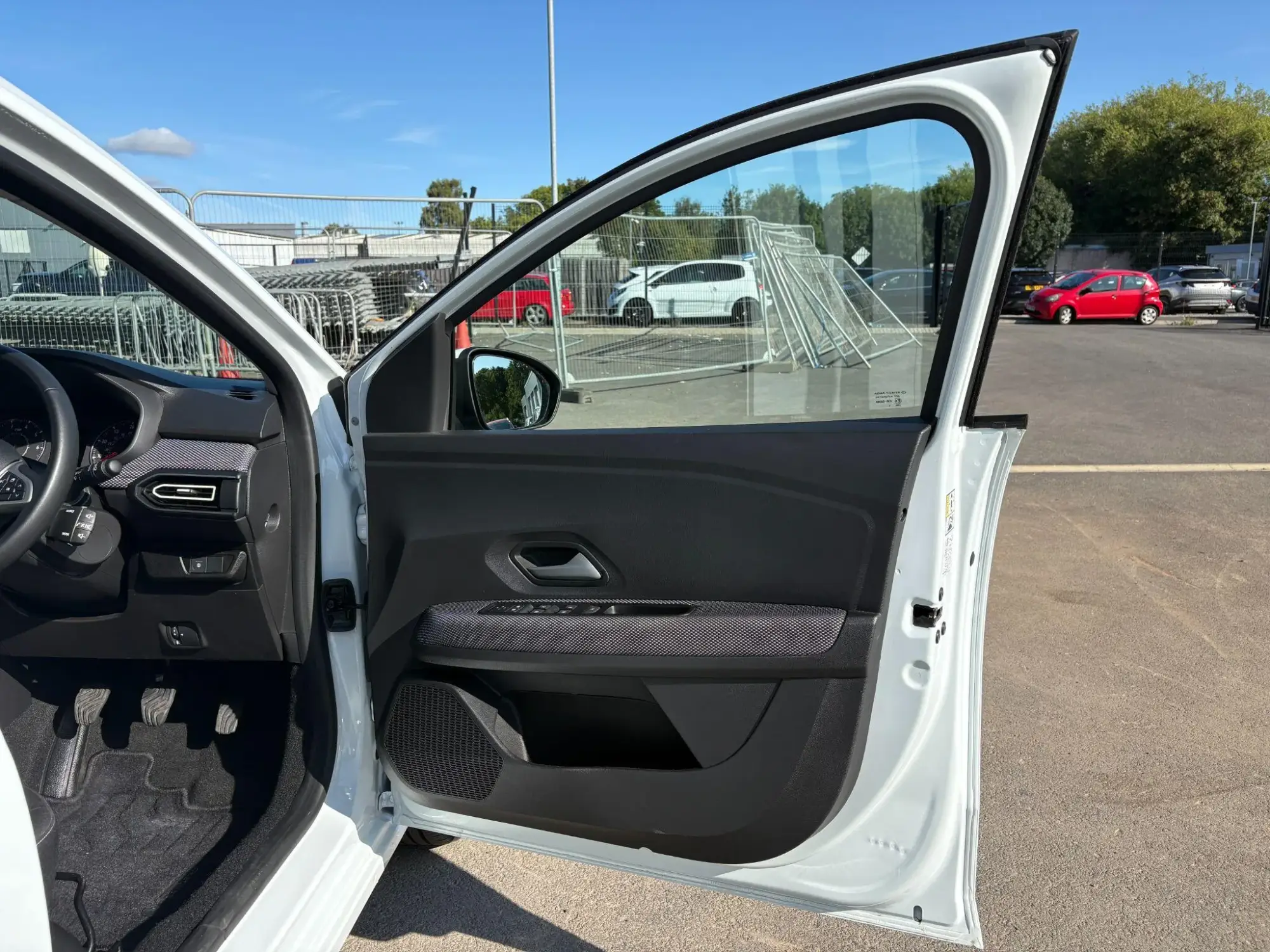 Dacia Sandero Image 15 Dacia Sandero Image 15