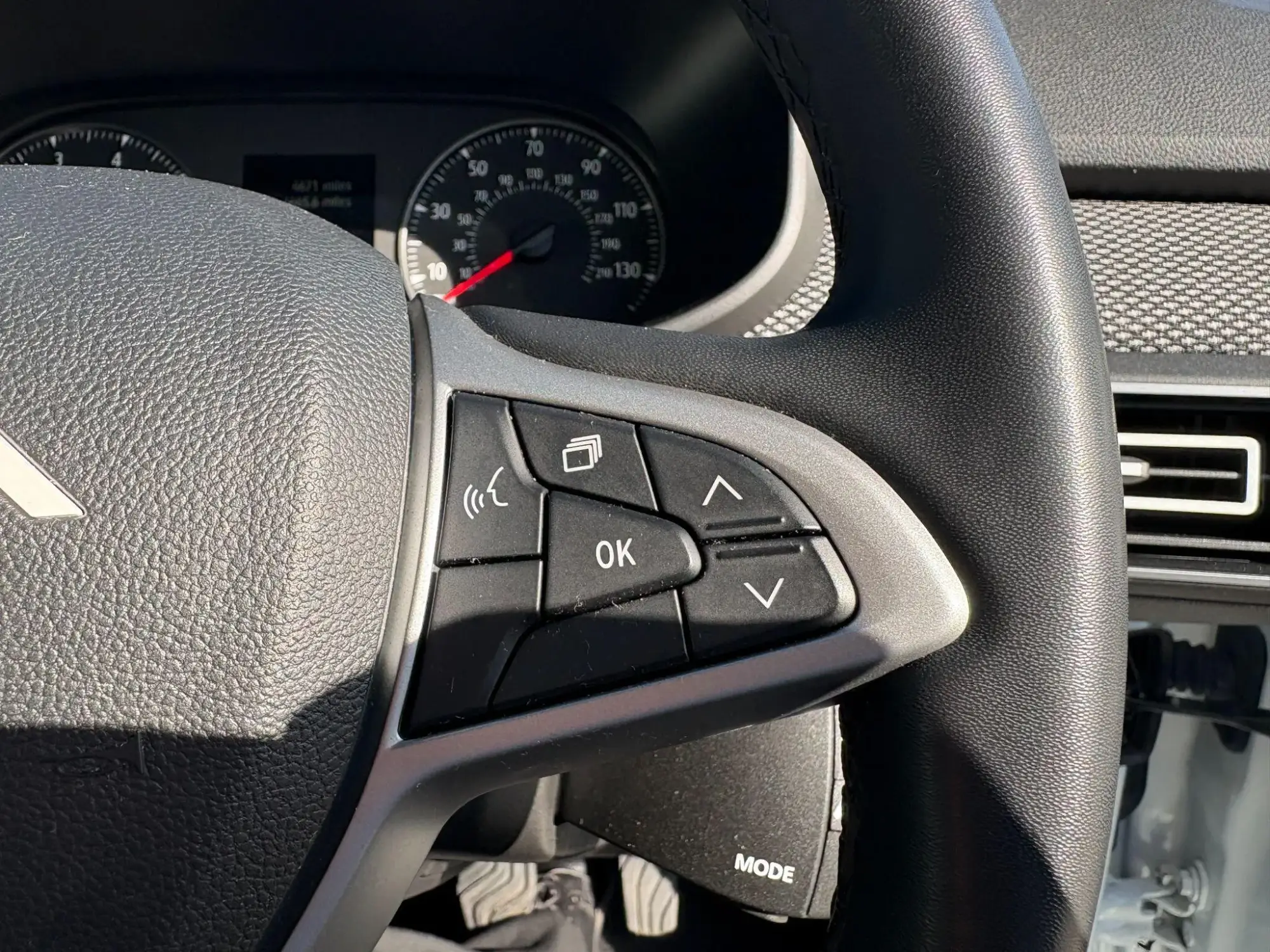 Dacia Sandero Image 23 Dacia Sandero Image 23