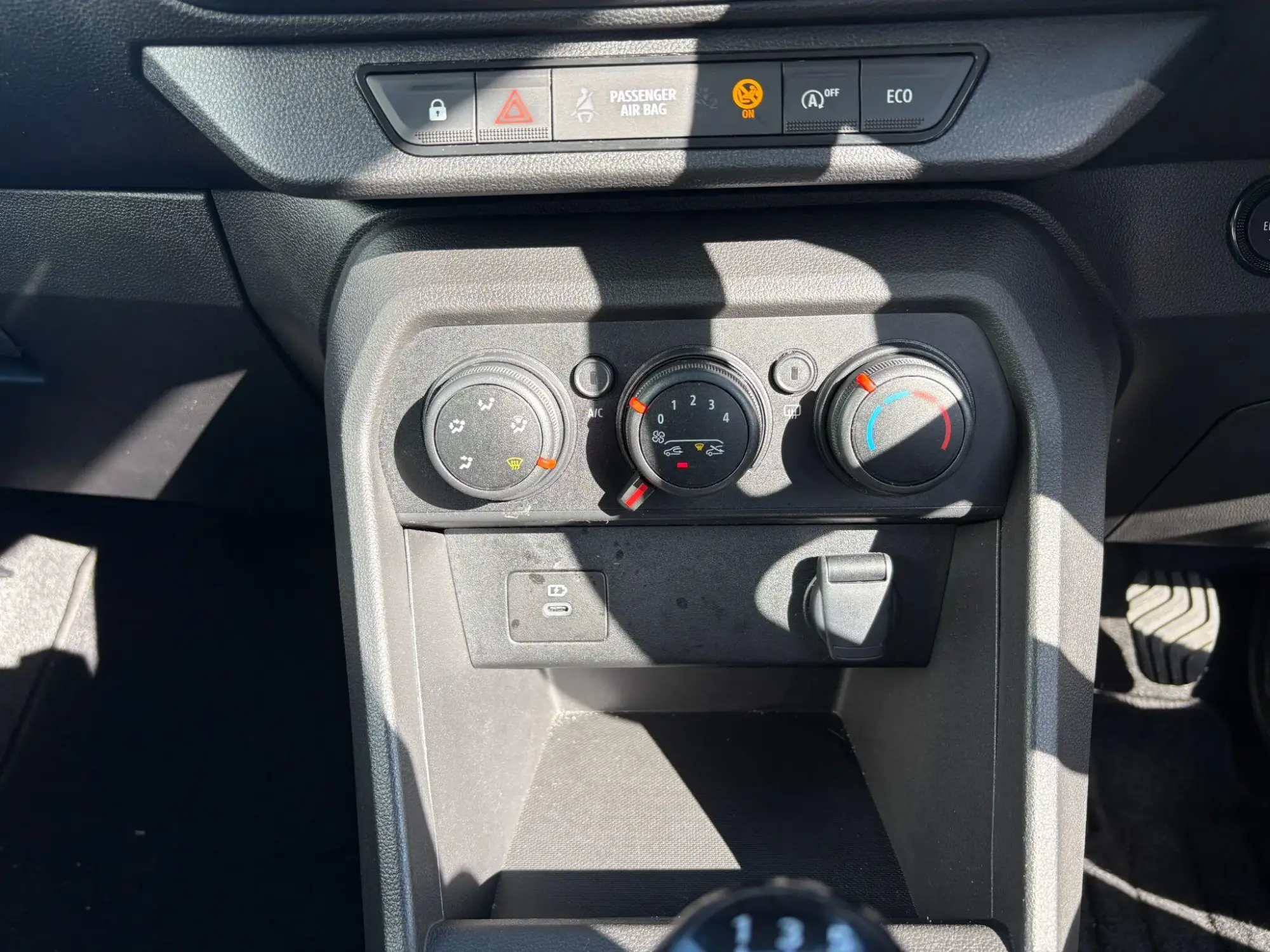 Dacia Sandero Image 27 Dacia Sandero Image 27