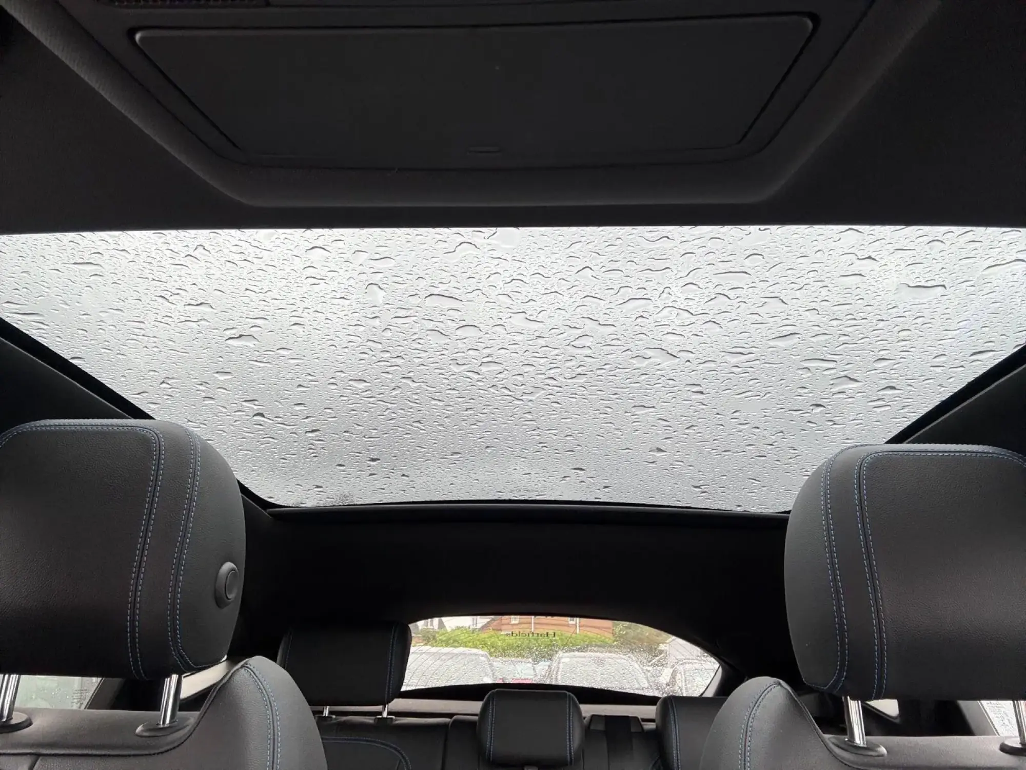 Jaguar E-Pace Image 26