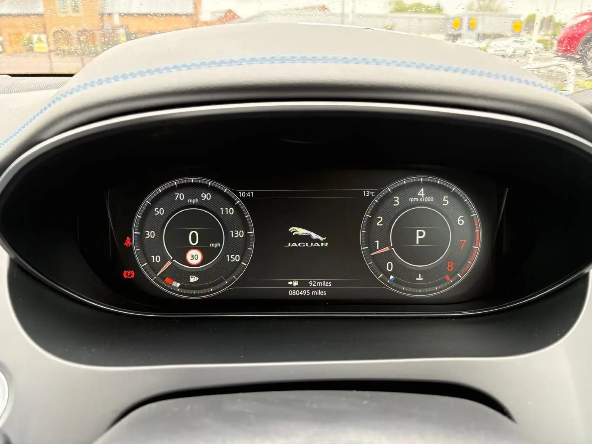 Jaguar E-Pace Image 29
